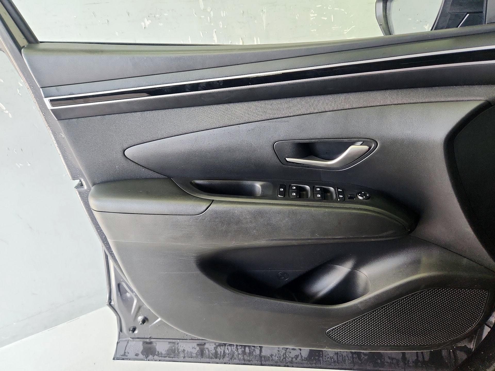 Thumbnail: 2023 Hyundai Tucson - 12