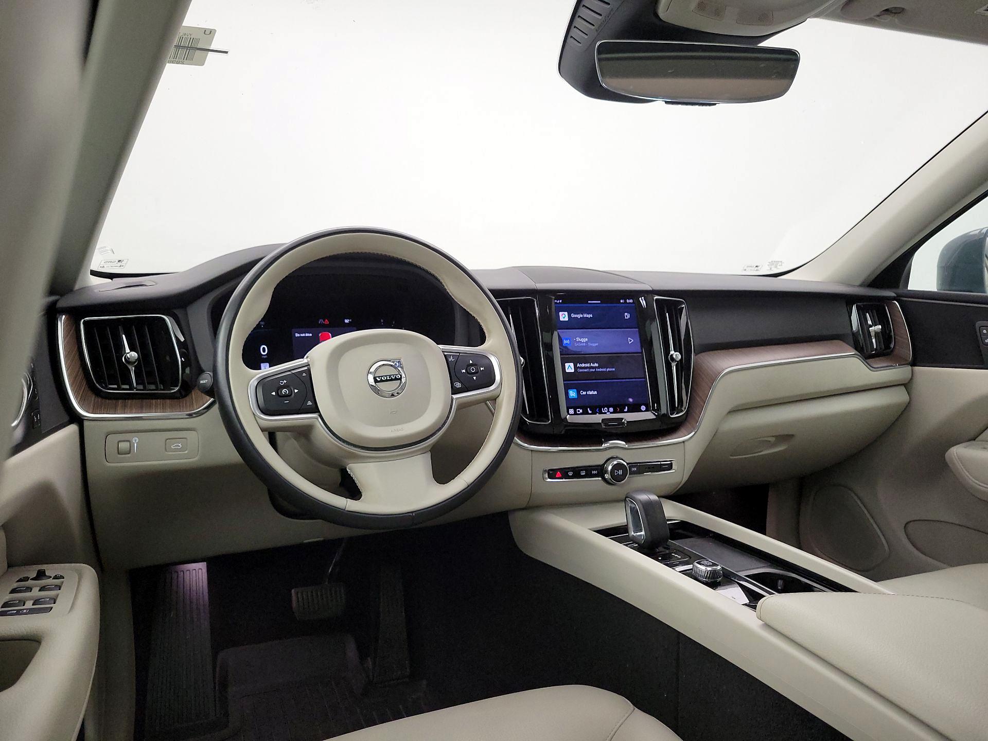 Thumbnail: 2022 Volvo XC60 - 9