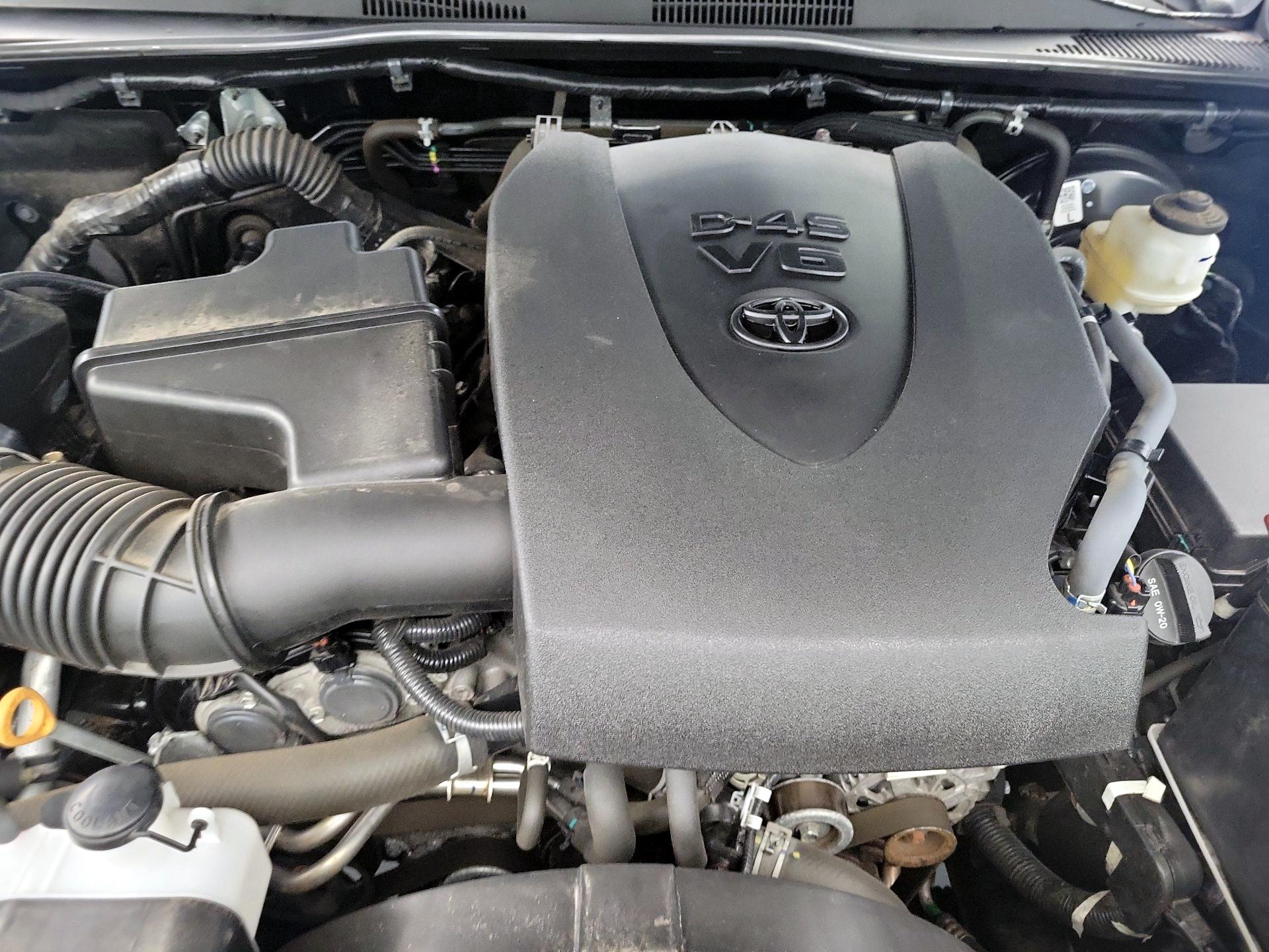 Thumbnail: 2023 Toyota Tacoma - 18
