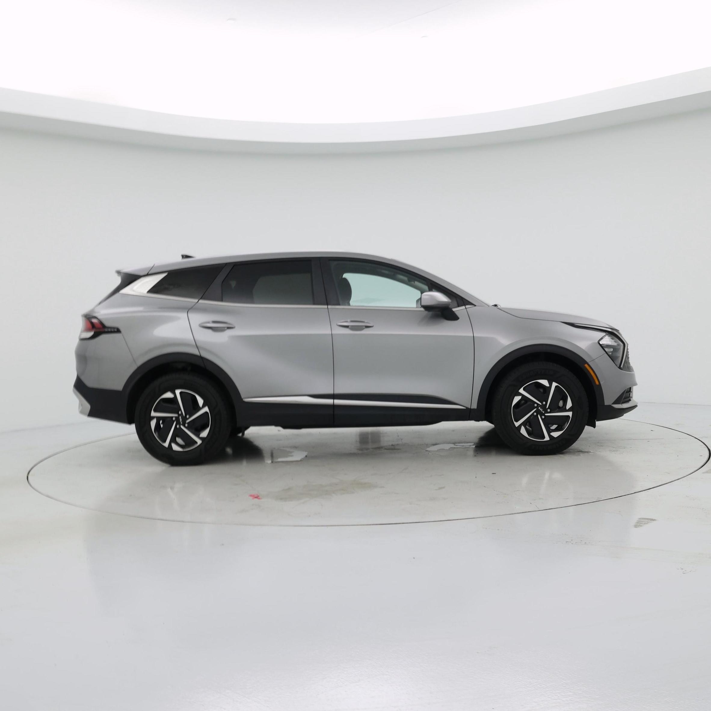 Thumbnail: 2023 Kia Sportage - 7