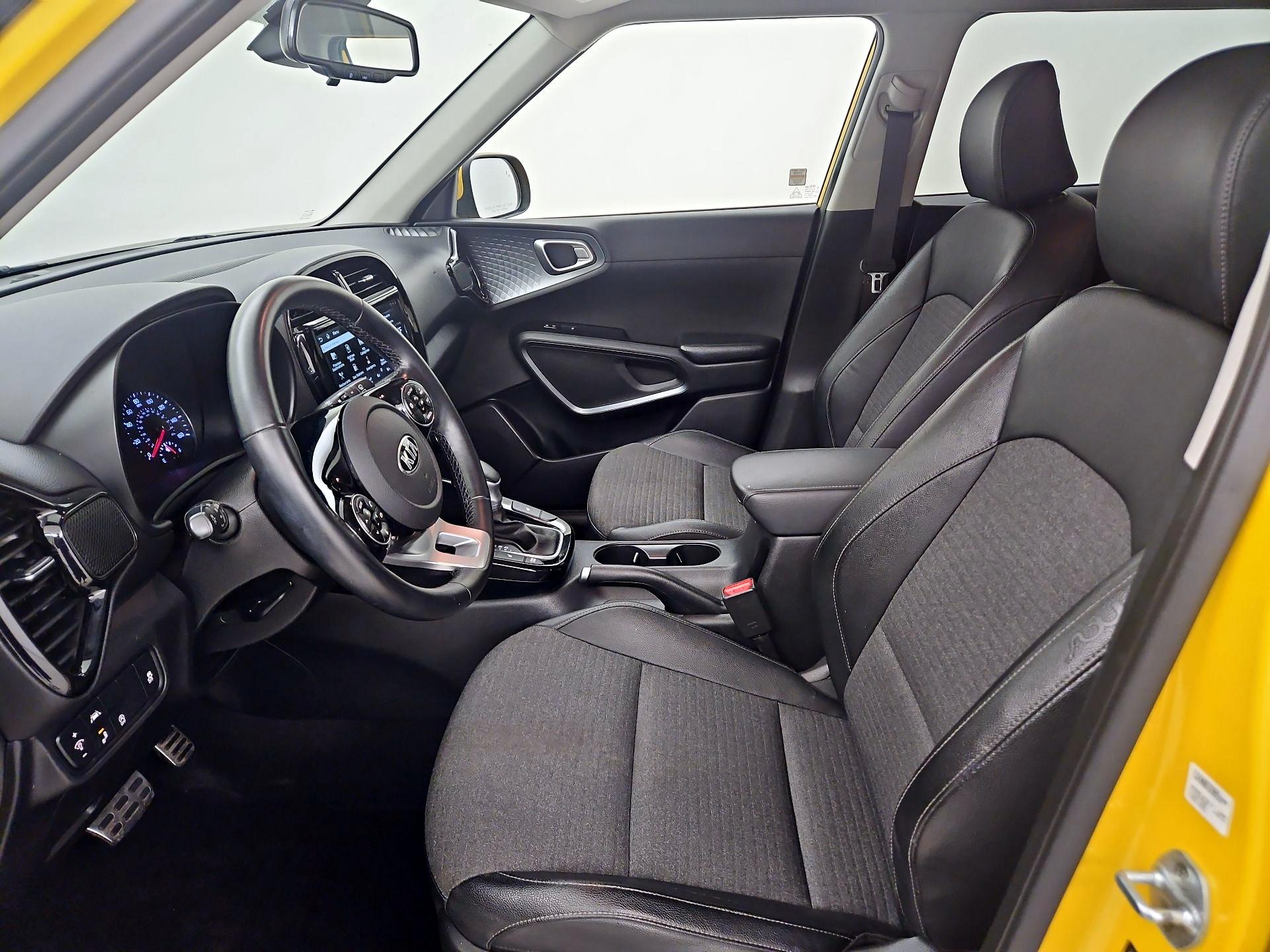 Thumbnail: 2020 Kia Soul - 11