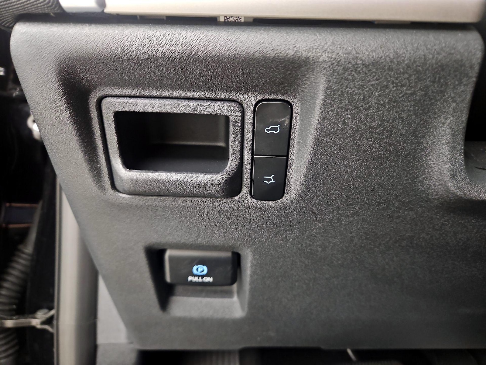 2025 Ford Expedition Active - Photo 14