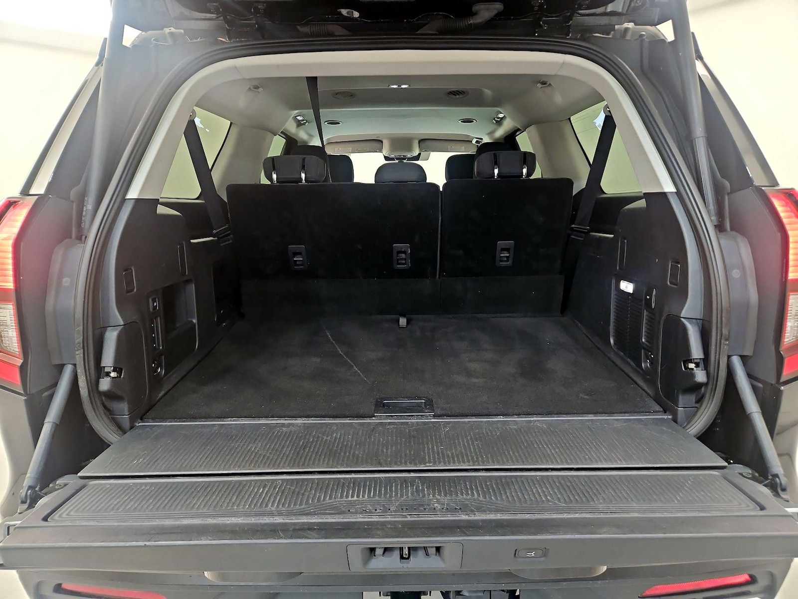 2025 Ford Expedition Active - Photo 23