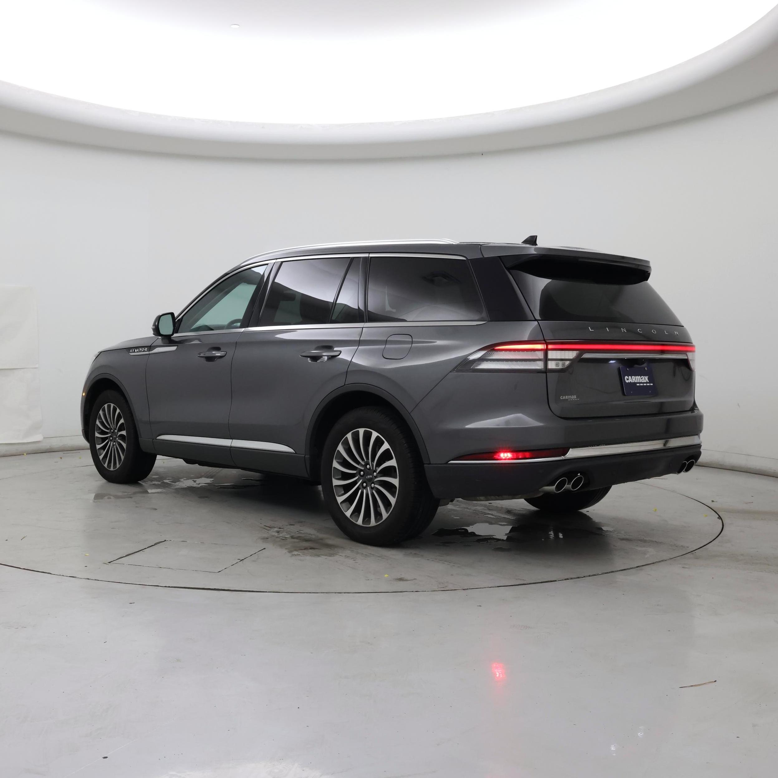Thumbnail: 2023 Lincoln Aviator - 2