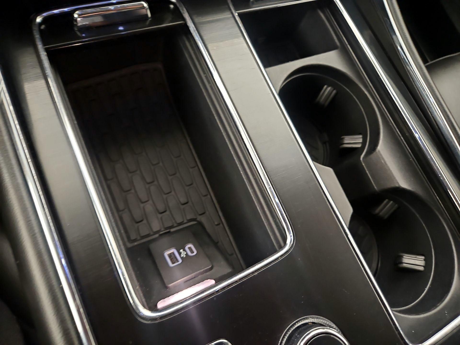 Thumbnail: 2023 Lincoln Aviator - 19