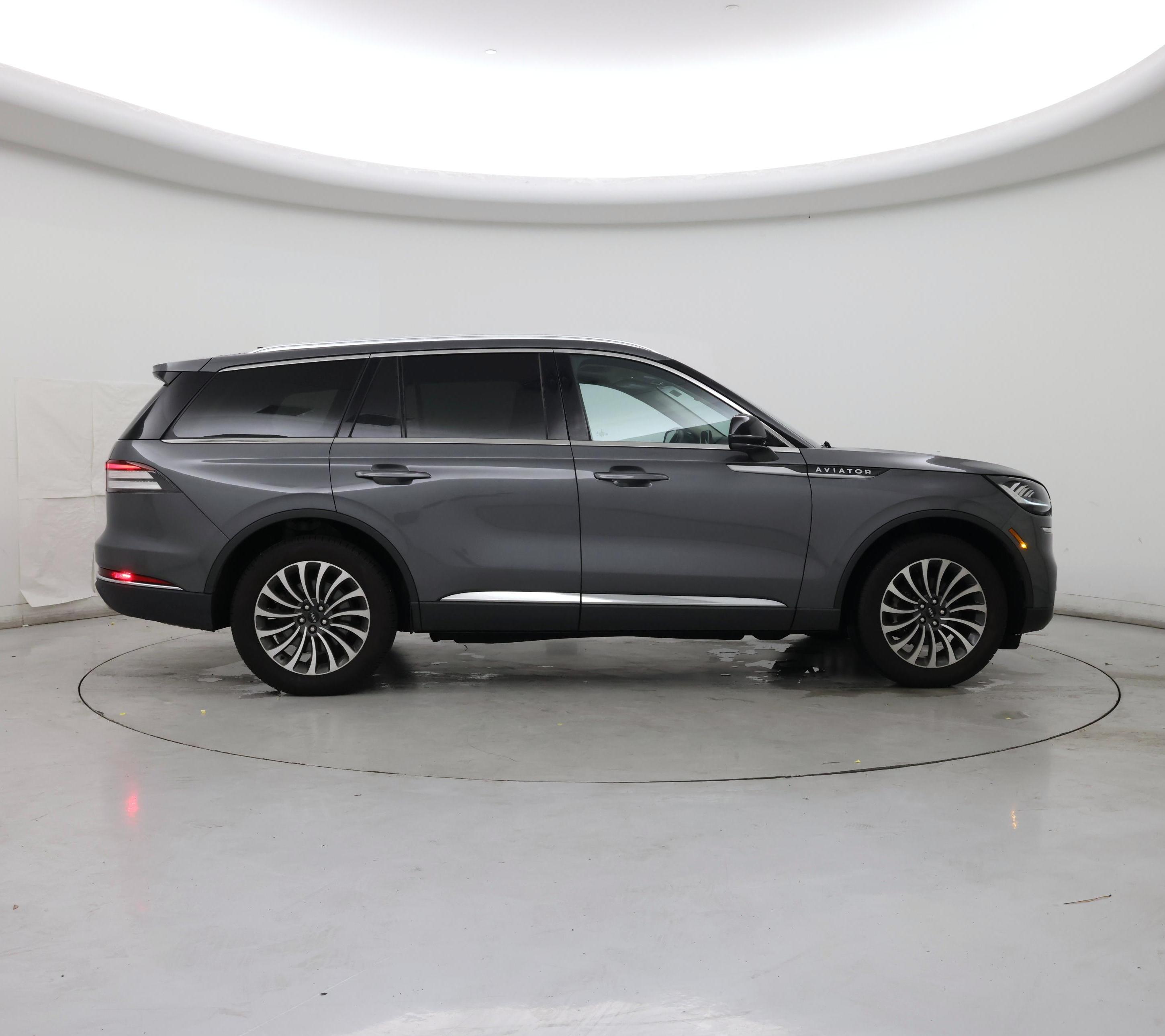 Thumbnail: 2023 Lincoln Aviator - 7