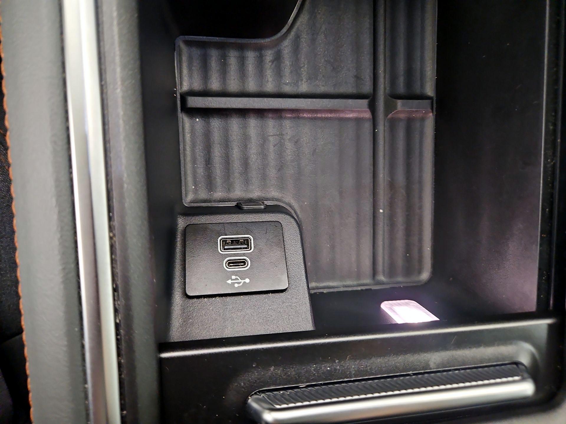 Thumbnail: 2025 Ford Expedition MAX - 19