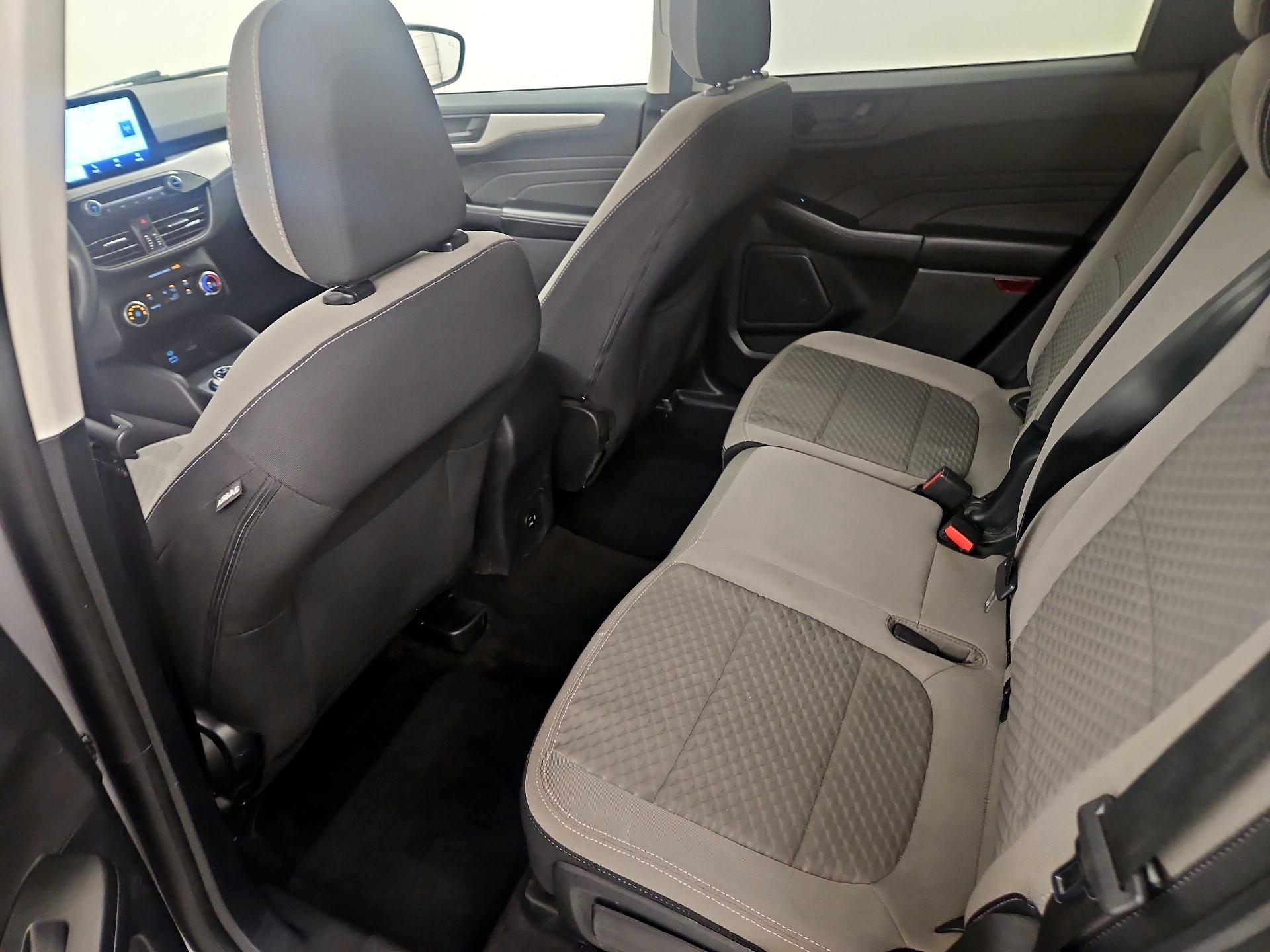 Thumbnail: 2022 Ford Escape - 18