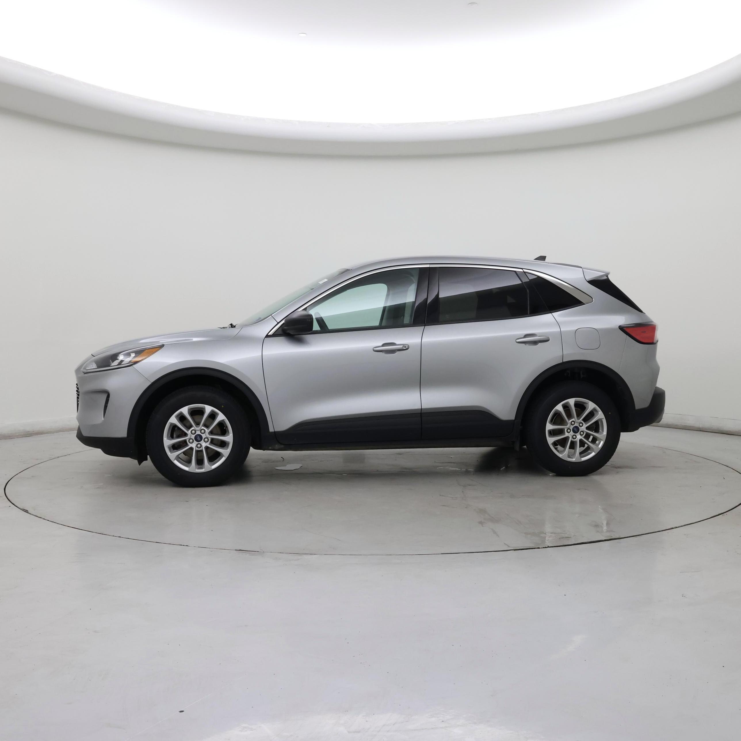 Thumbnail: 2022 Ford Escape - 3