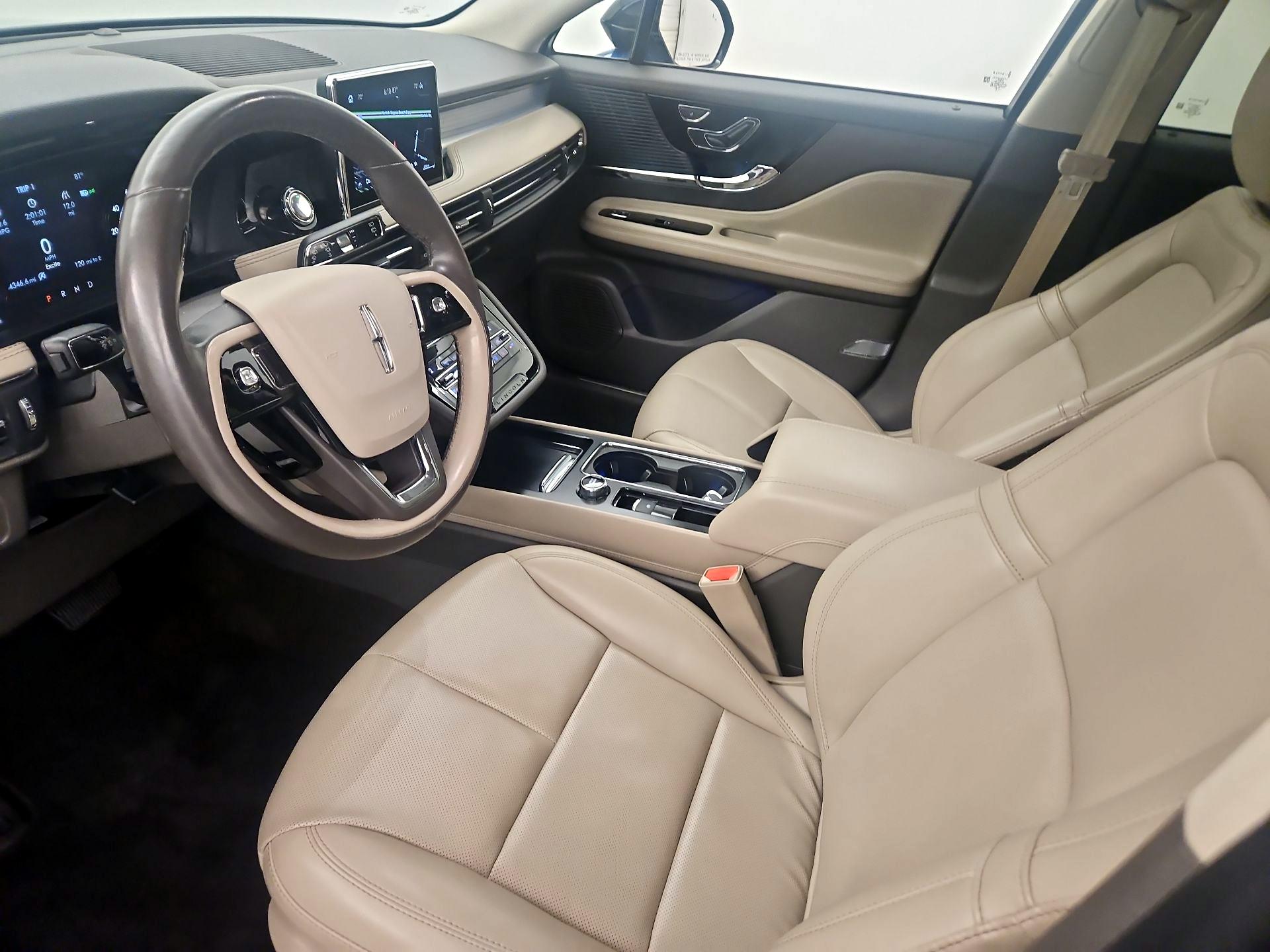 Thumbnail: 2020 Lincoln Corsair - 11
