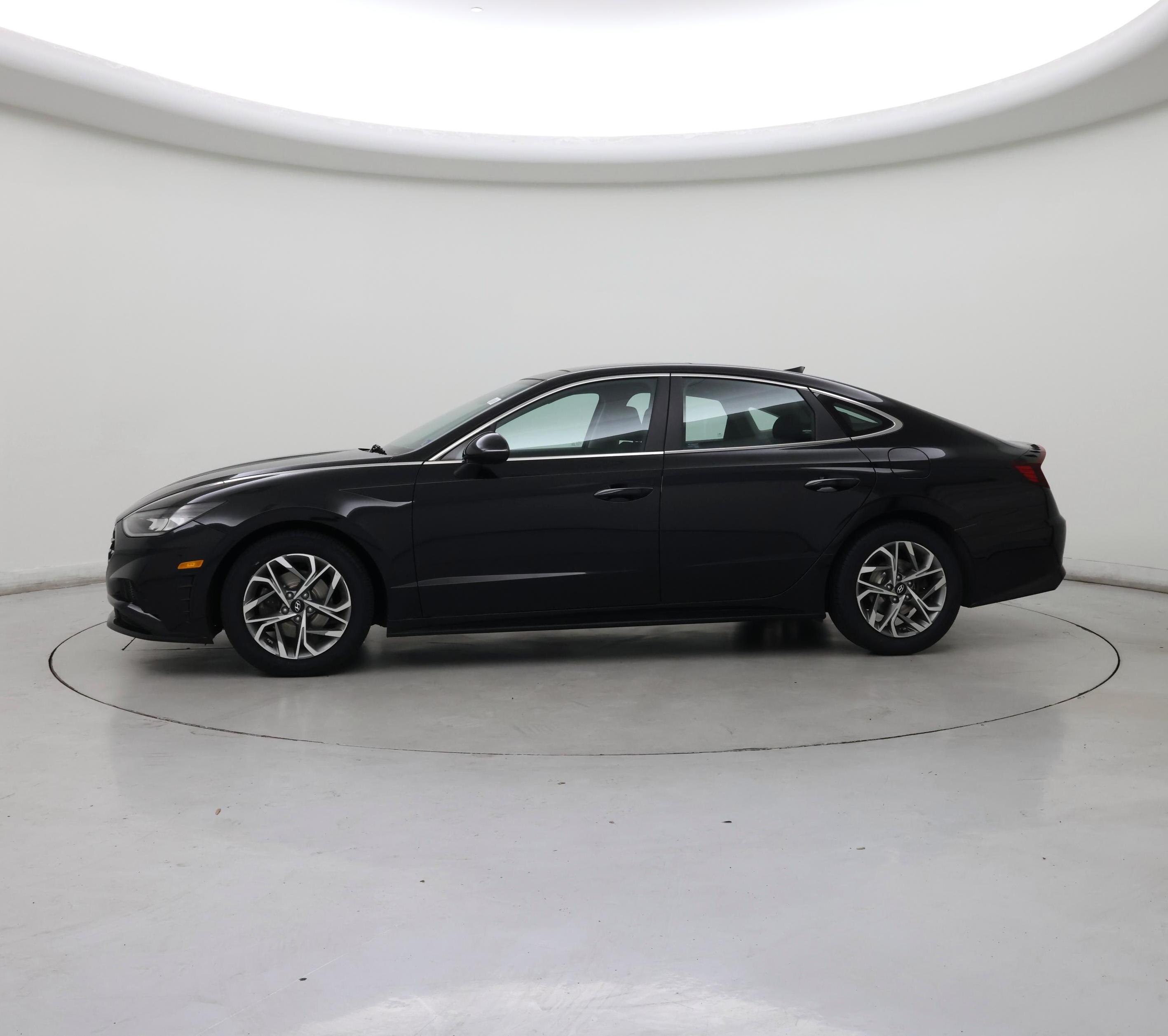 Thumbnail: 2022 Hyundai Sonata - 3