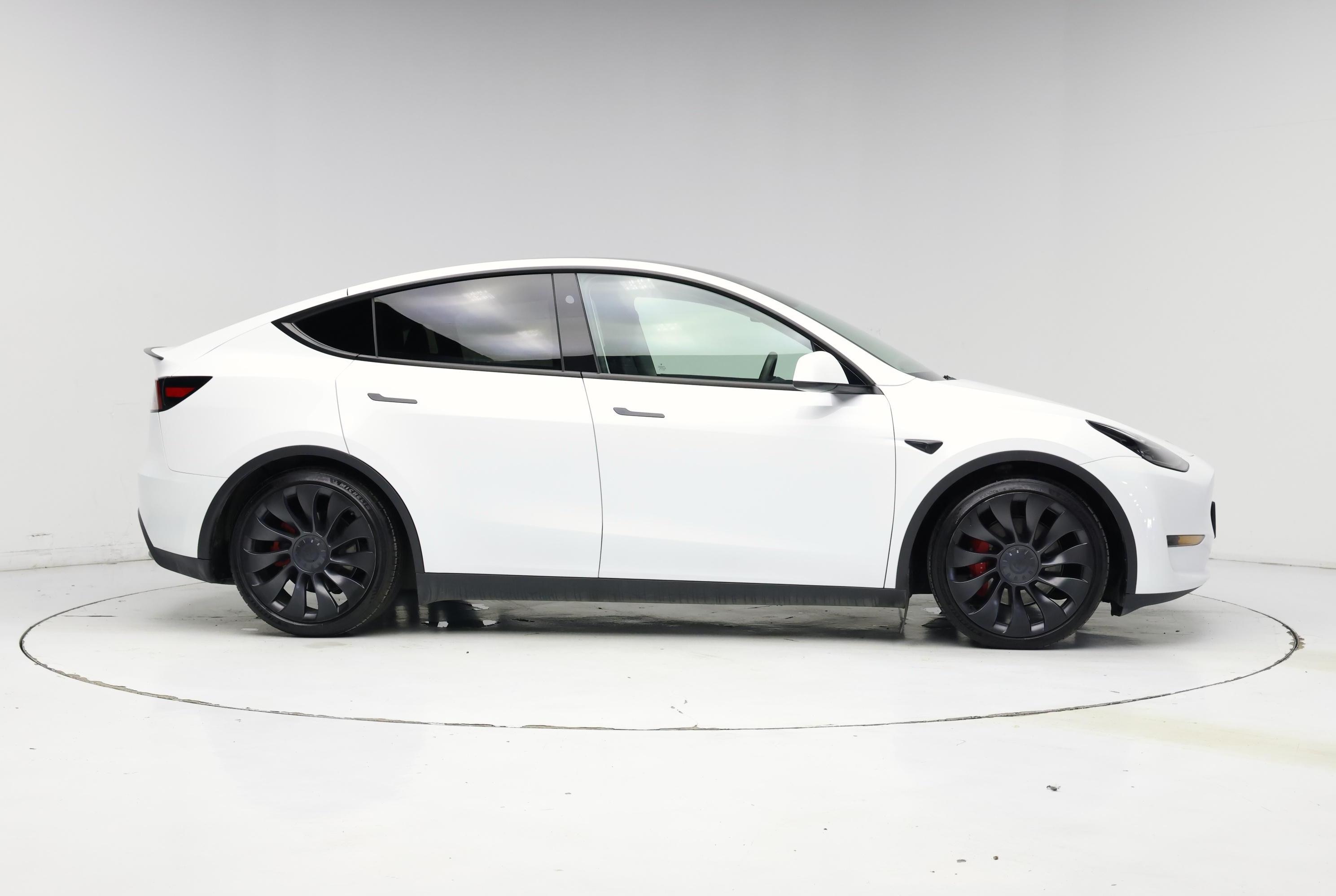 Thumbnail: 2023 Tesla Model Y - 7
