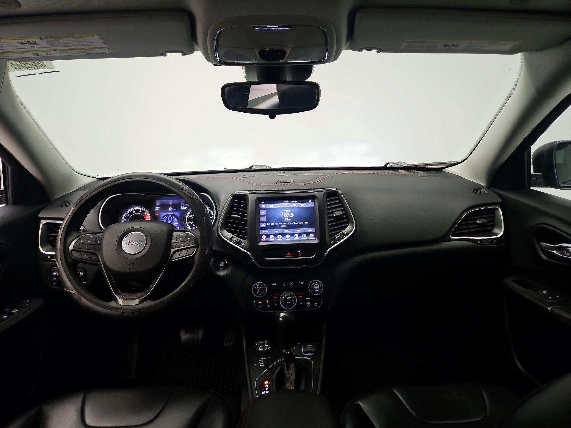 Thumbnail: 2022 Jeep Cherokee - 9