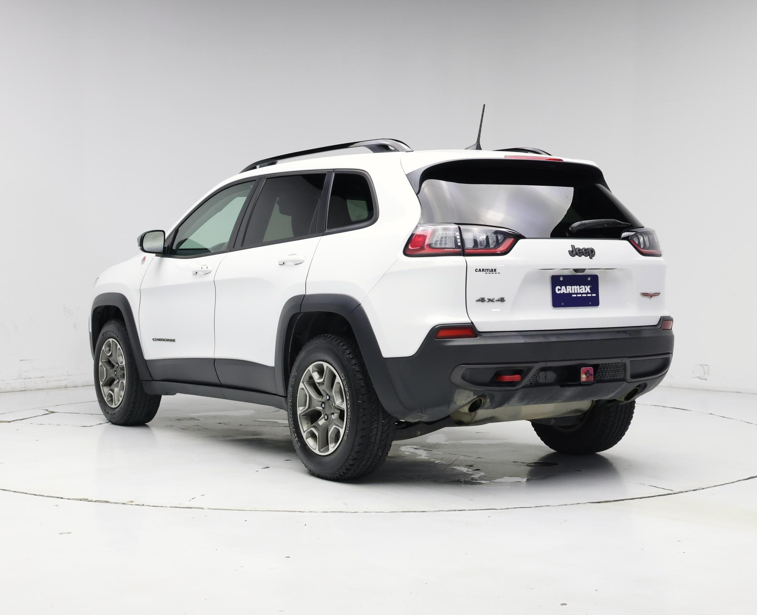 Thumbnail: 2022 Jeep Cherokee - 2