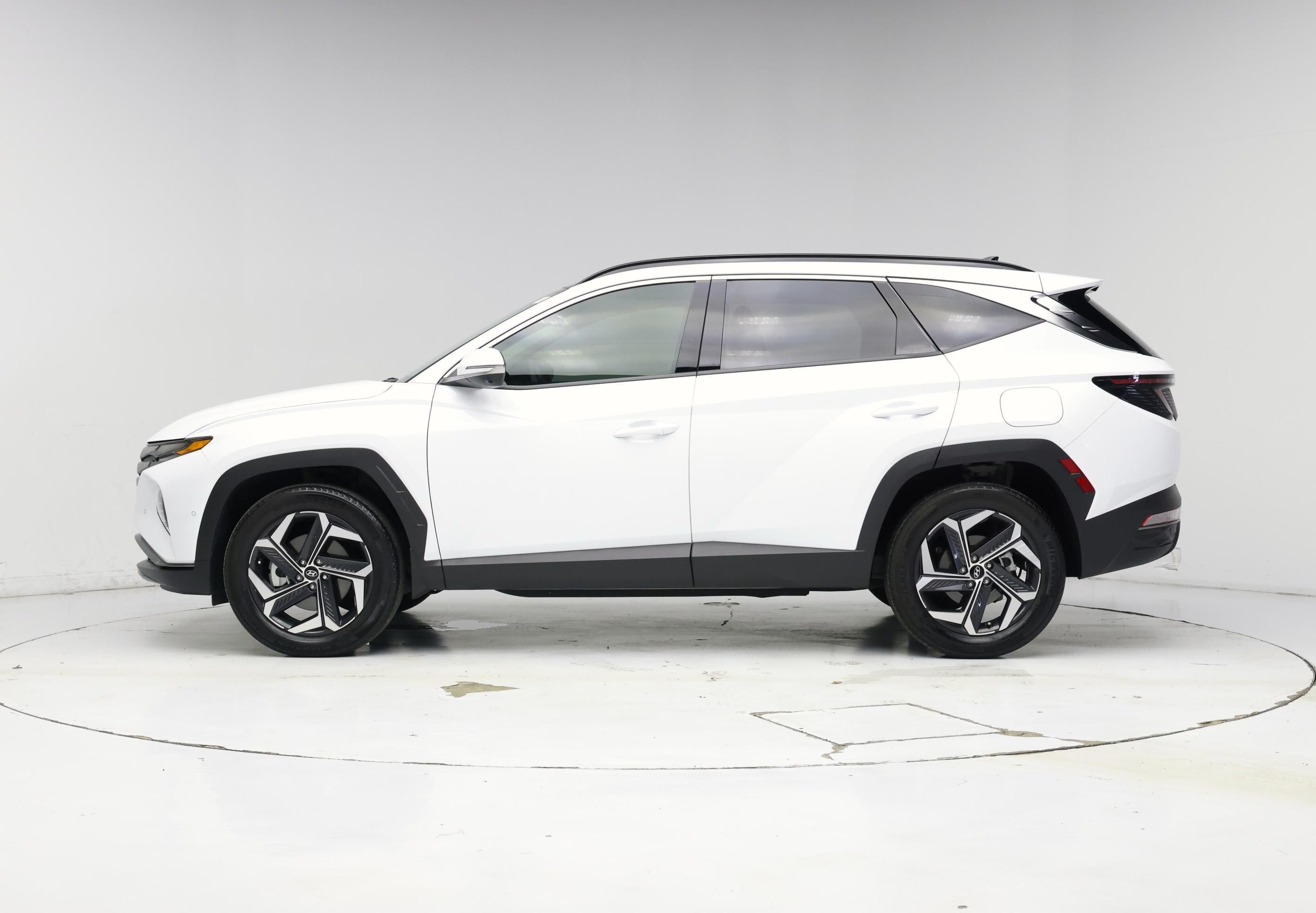 Thumbnail: 2024 Hyundai Tucson - 3