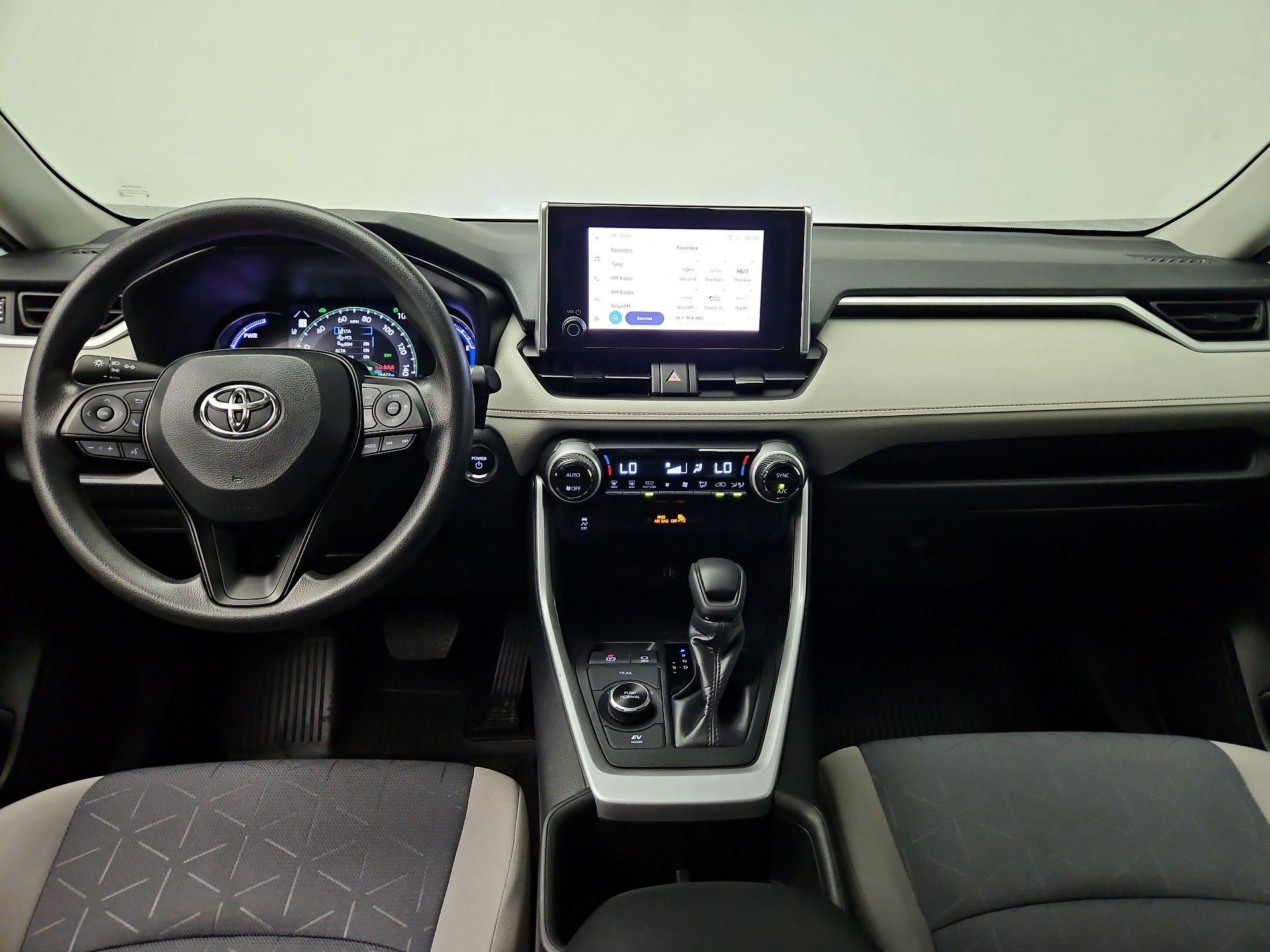 Thumbnail: 2024 Toyota RAV4 - 9