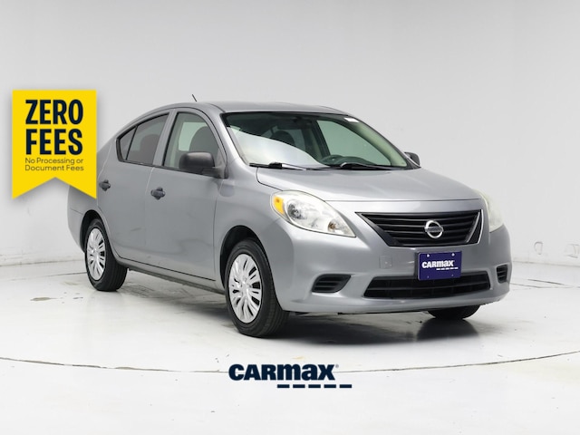 Gray 2014 Nissan Versa Sedan Manual