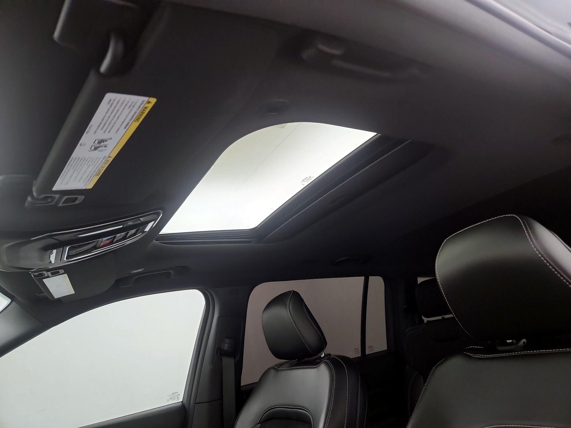 Thumbnail: 2024 Jeep Grand Cherokee L - 19