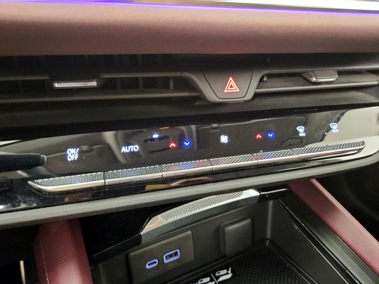 2024 Buick Envision Sport Touring - Photo 17