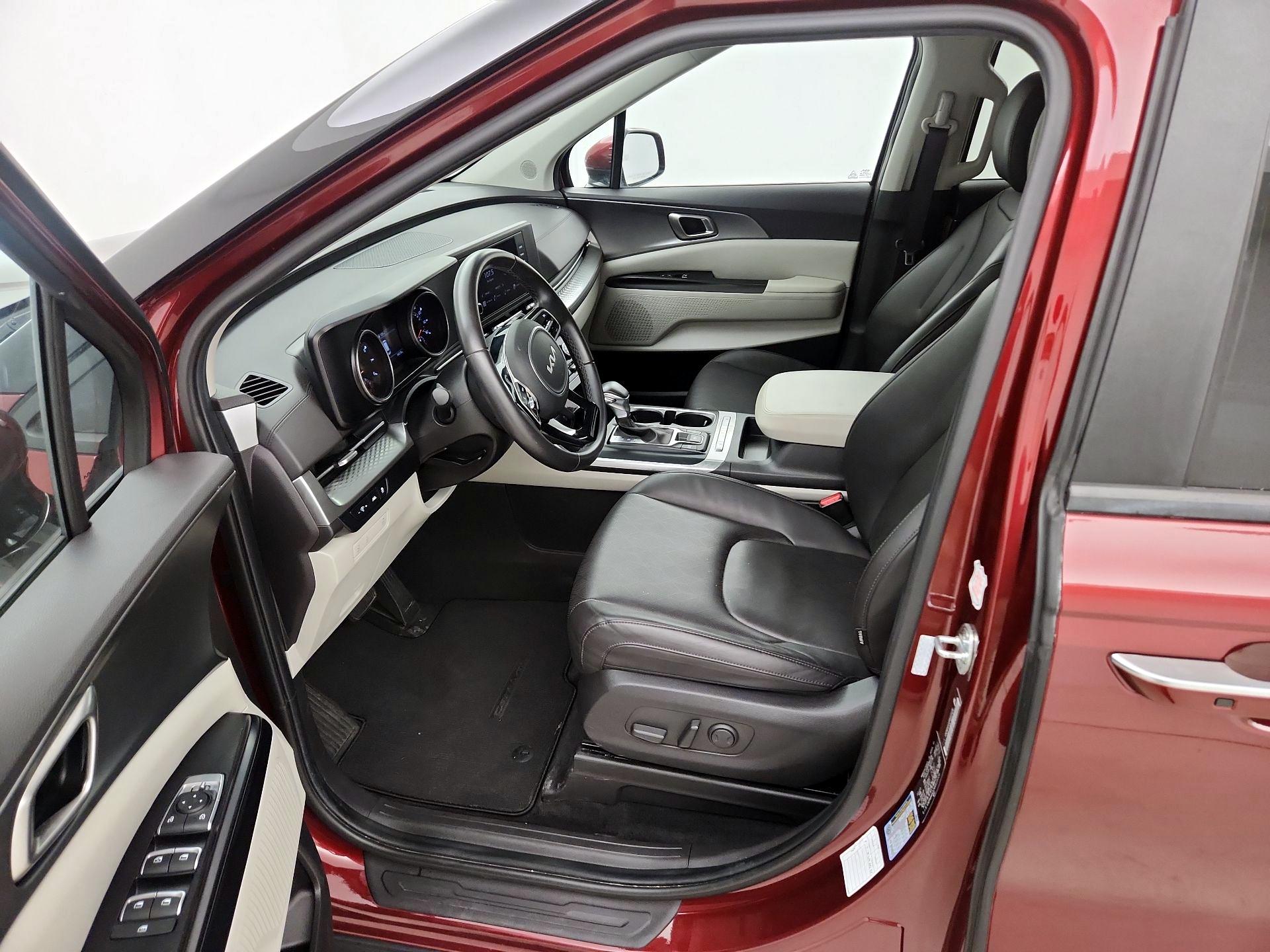 Thumbnail: 2024 Kia Carnival - 11