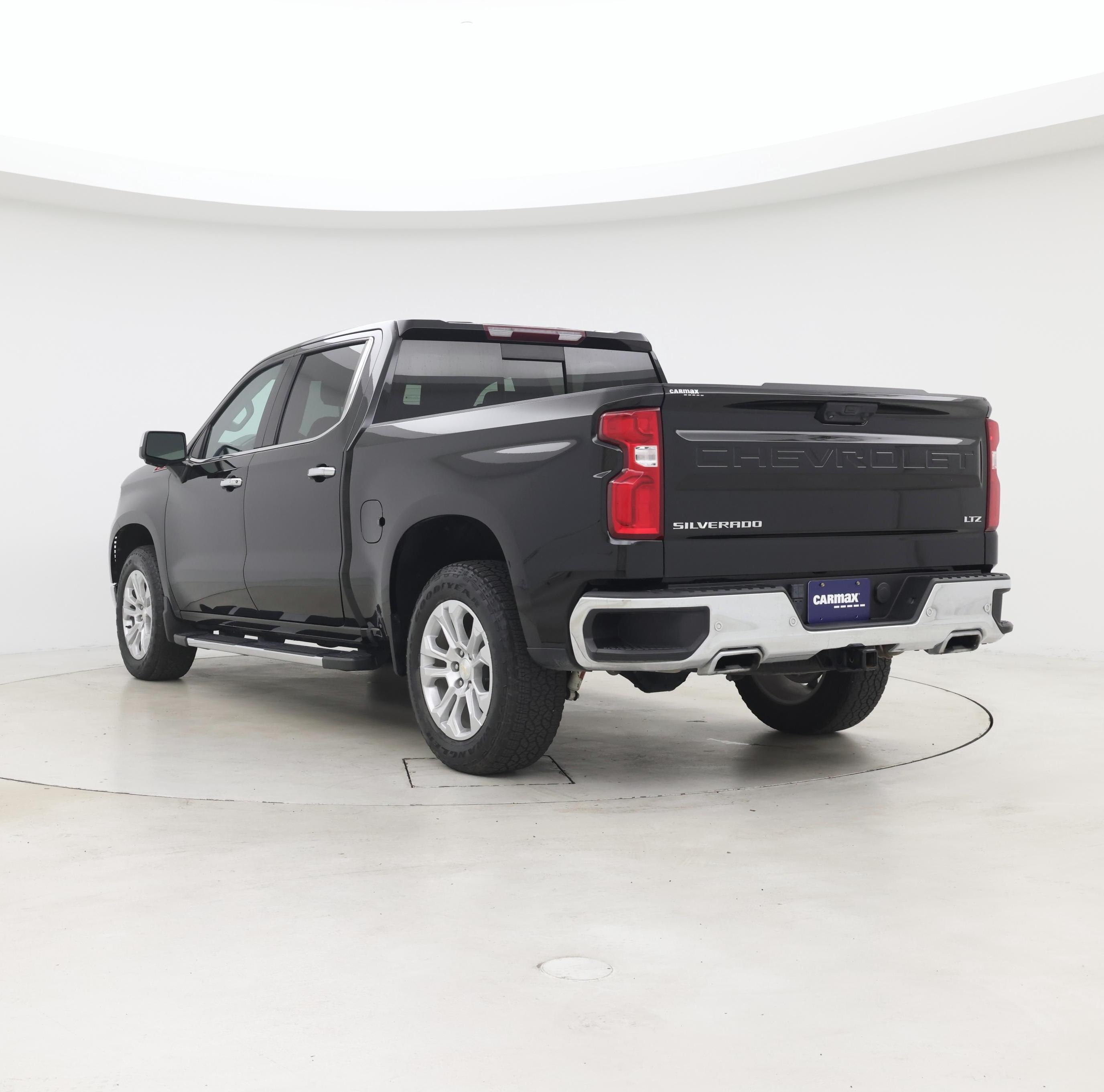 Thumbnail: 2023 Chevrolet Silverado 1500 - 2