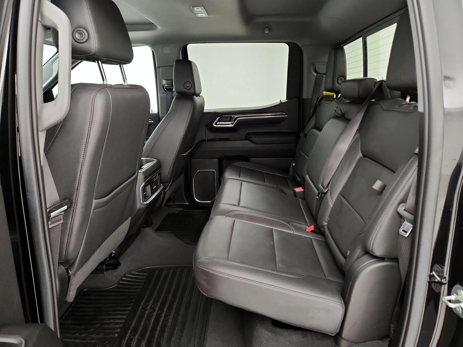 Thumbnail: 2023 Chevrolet Silverado 1500 - 20