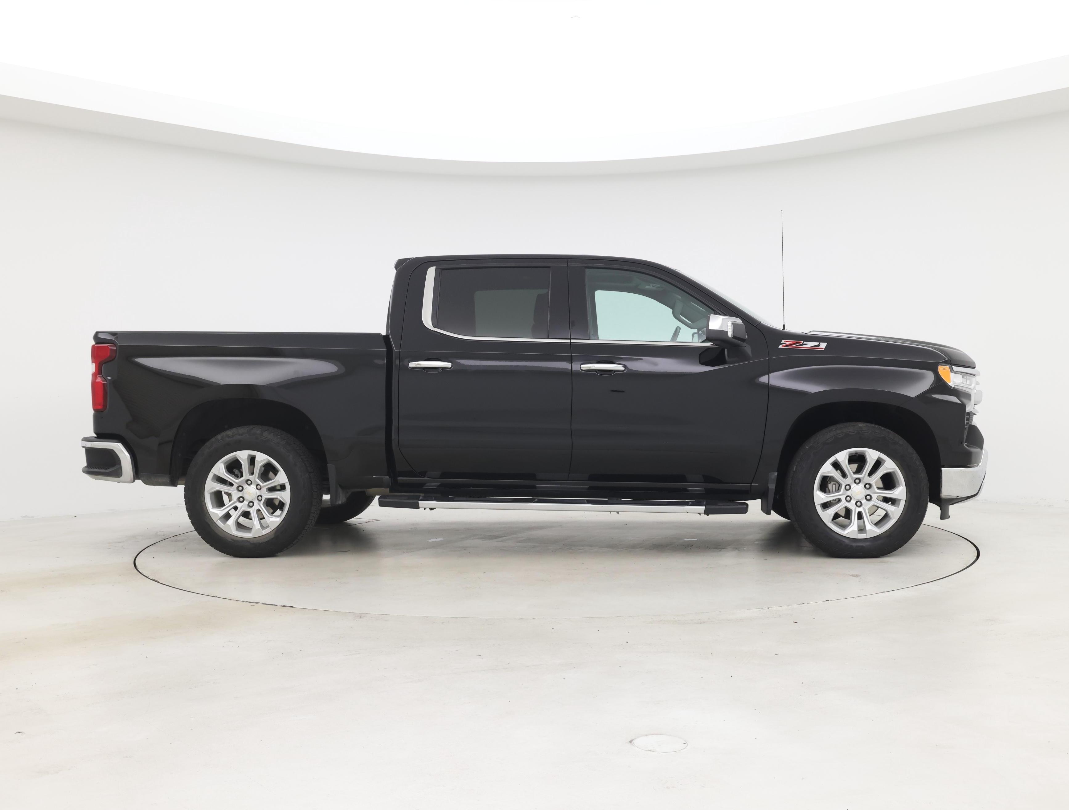 Thumbnail: 2023 Chevrolet Silverado 1500 - 7