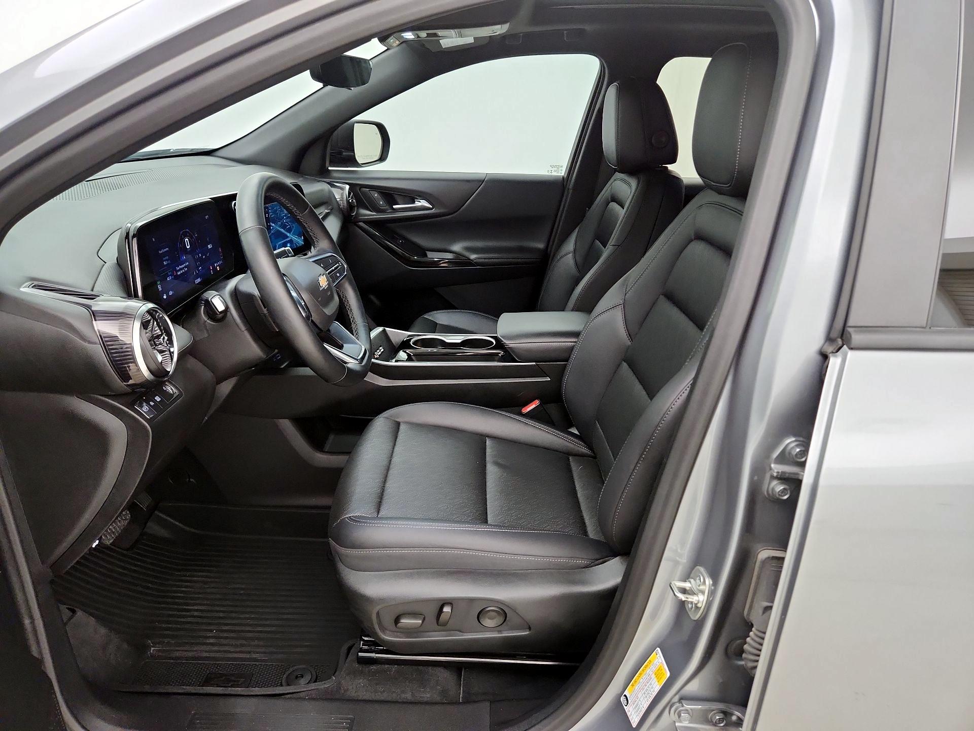 Thumbnail: 2025 Chevrolet Equinox - 11
