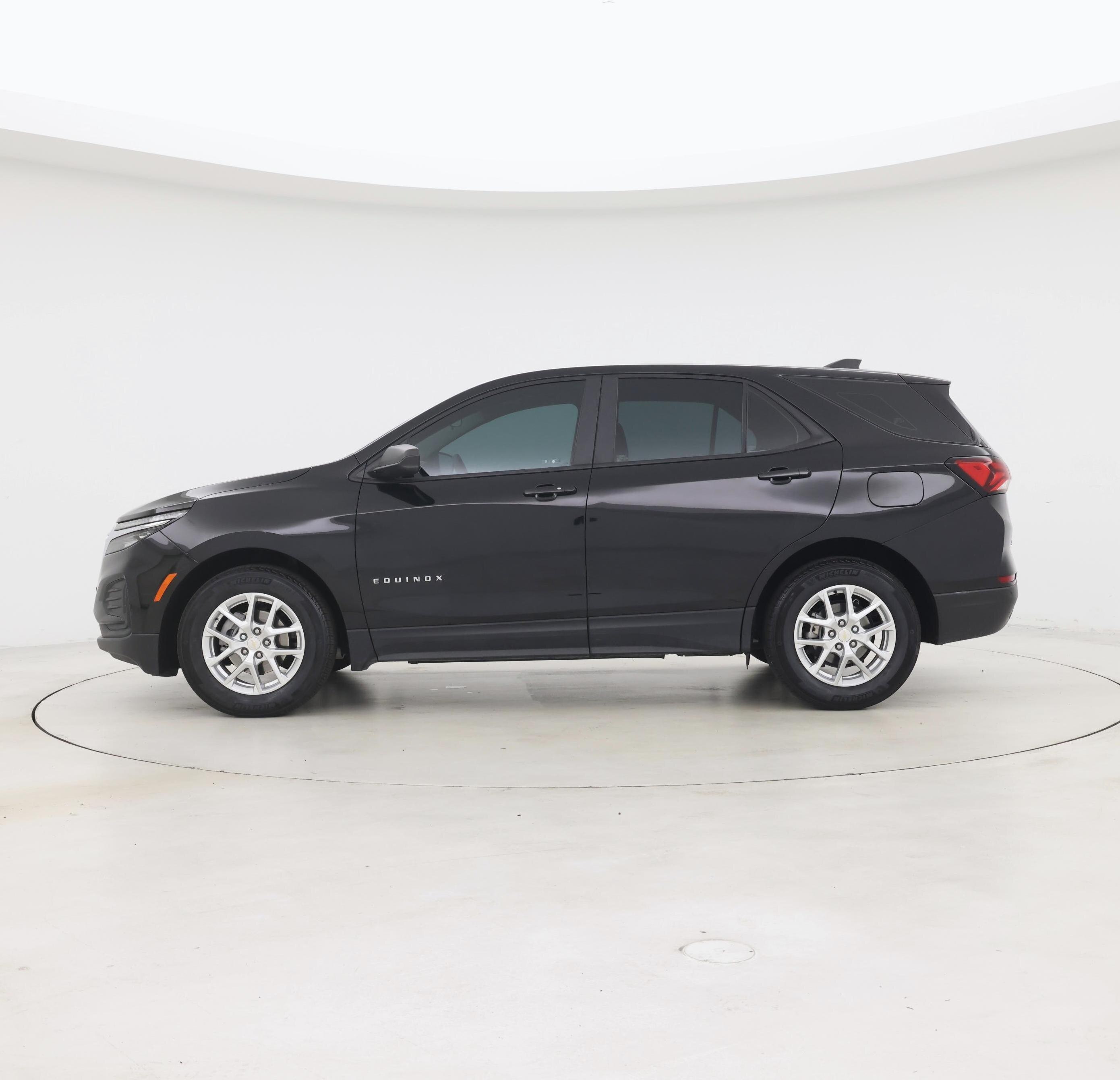Thumbnail: 2024 Chevrolet Equinox - 3