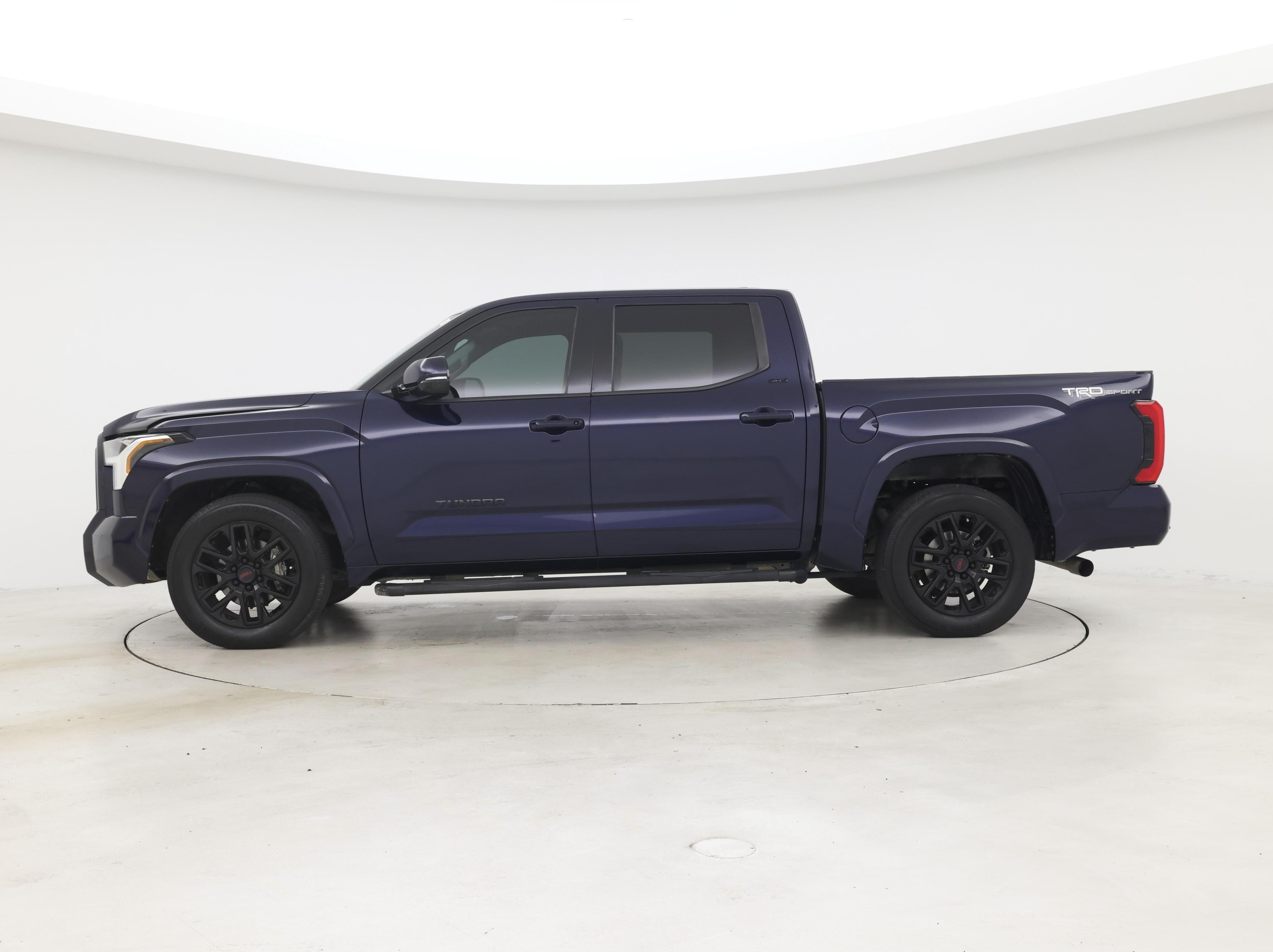 Thumbnail: 2022 Toyota Tundra - 3