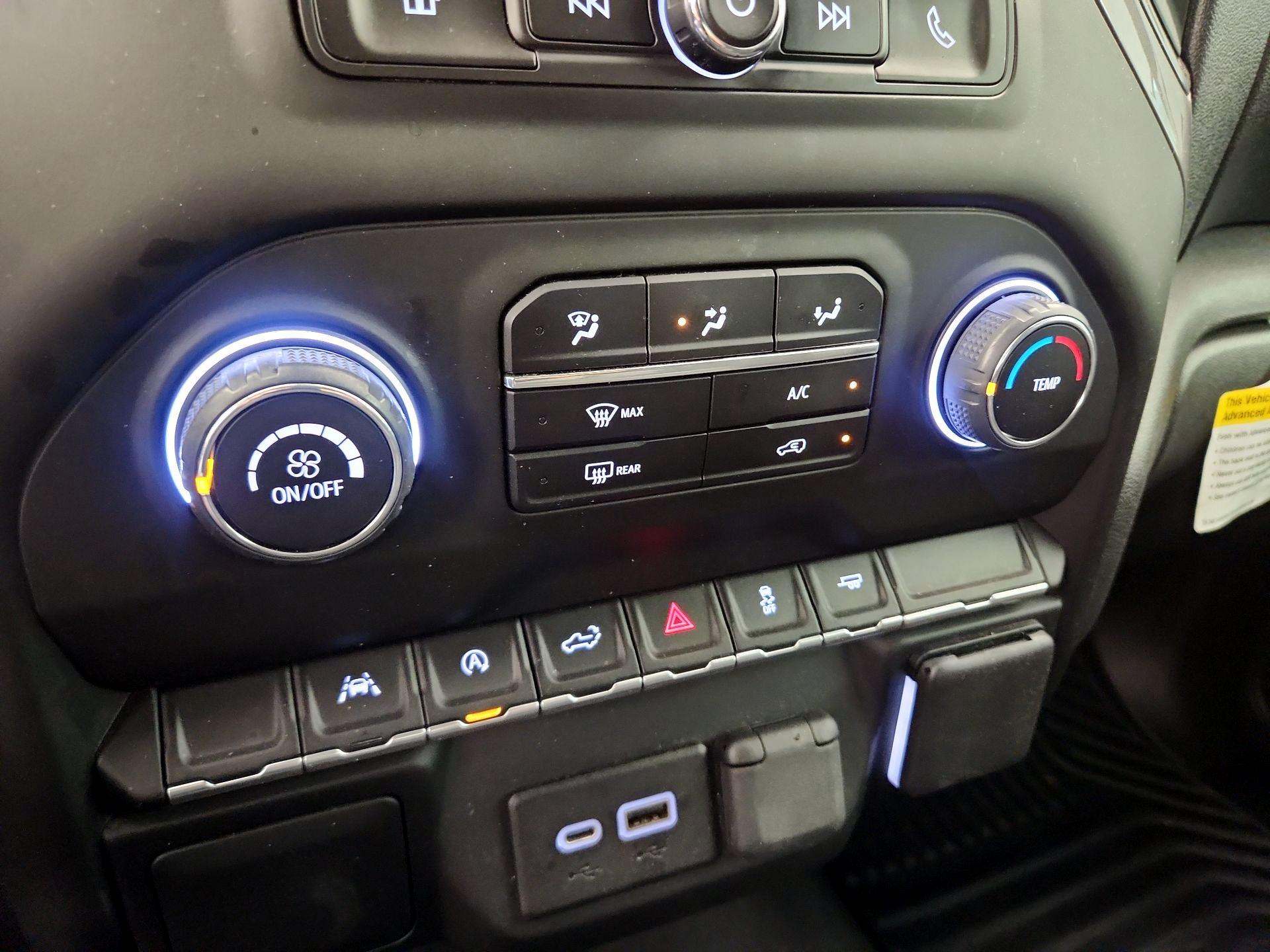 Thumbnail: 2022 Chevrolet Silverado 1500 - 16