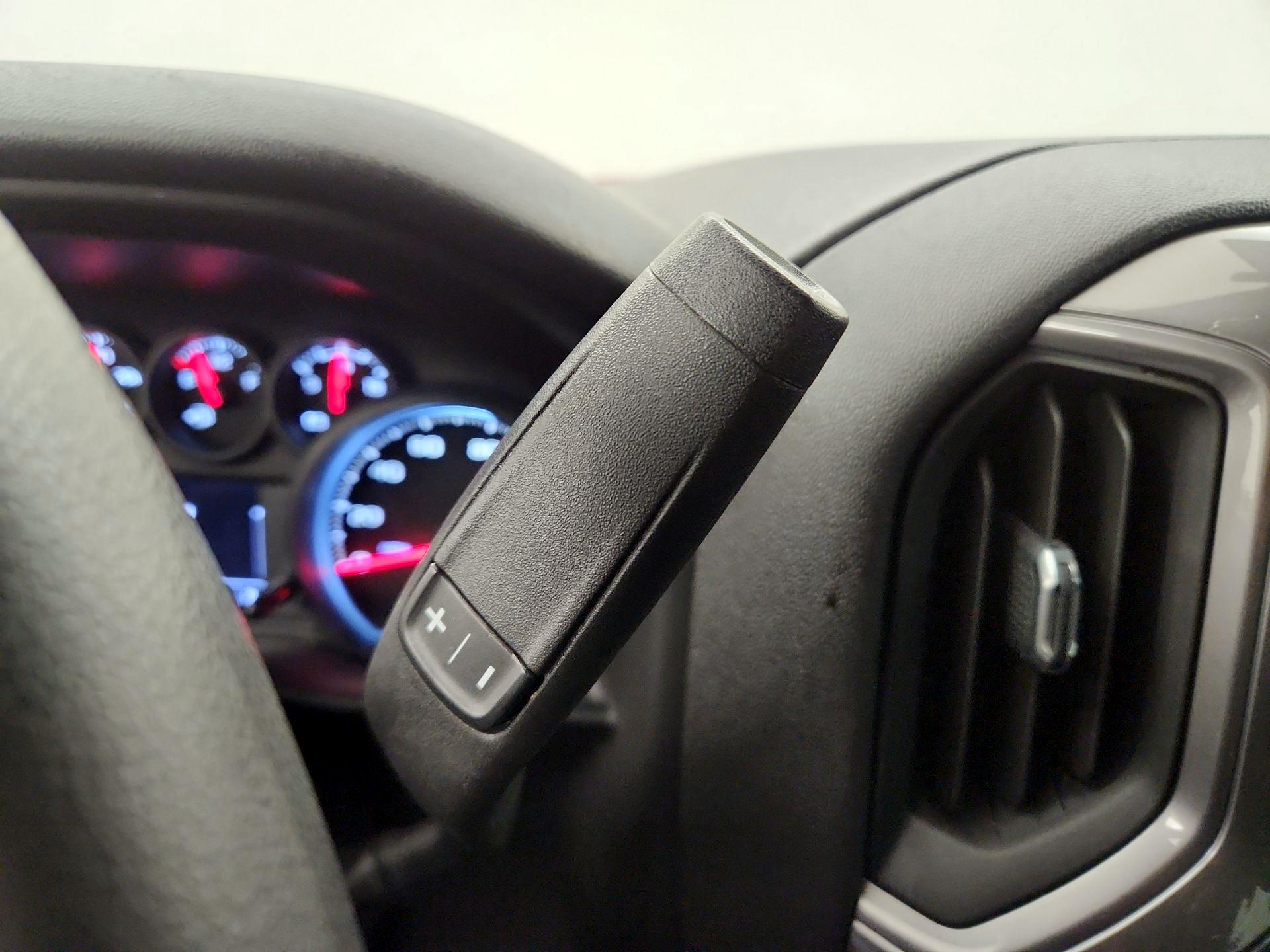 Thumbnail: 2022 Chevrolet Silverado 1500 - 17