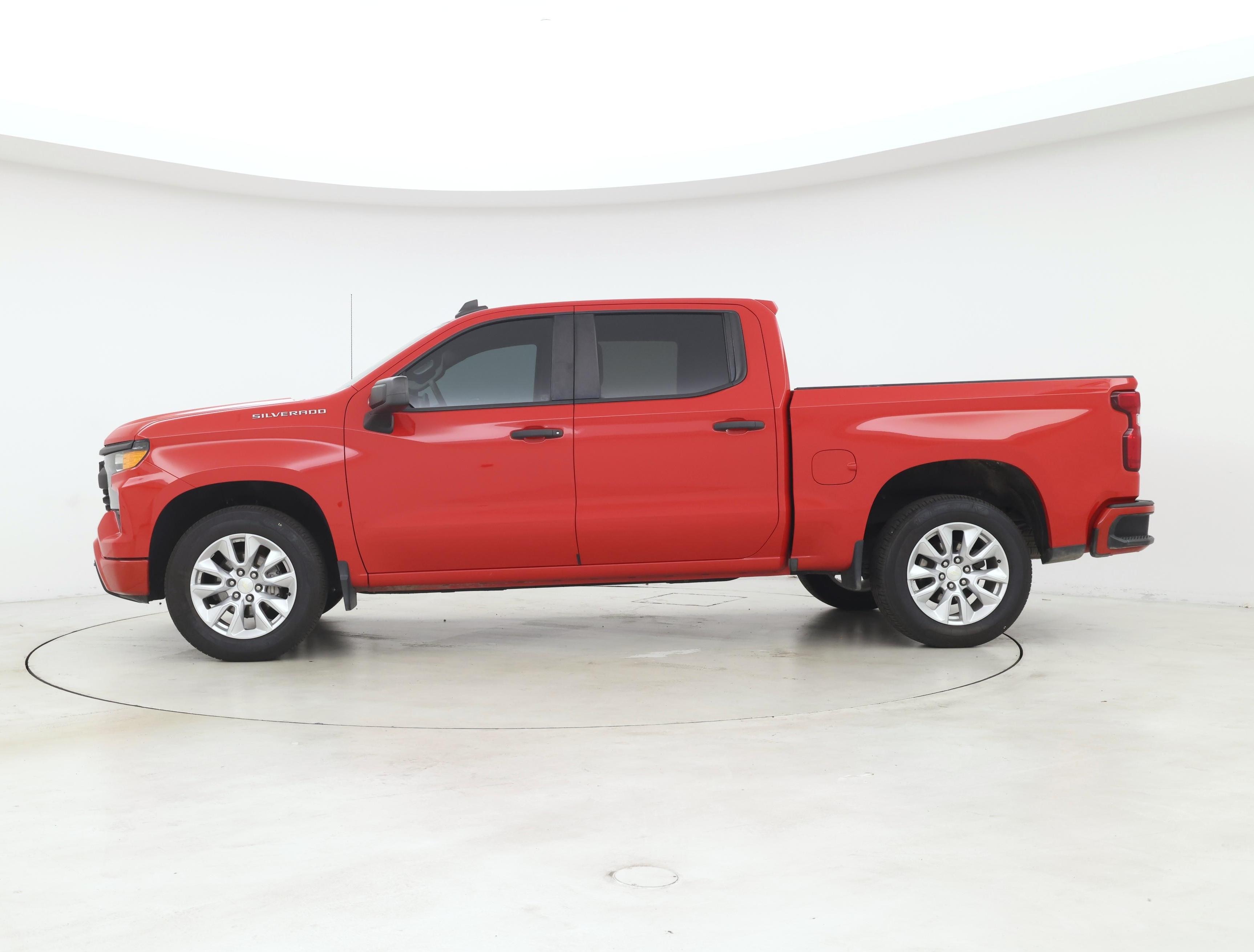 Thumbnail: 2022 Chevrolet Silverado 1500 - 3