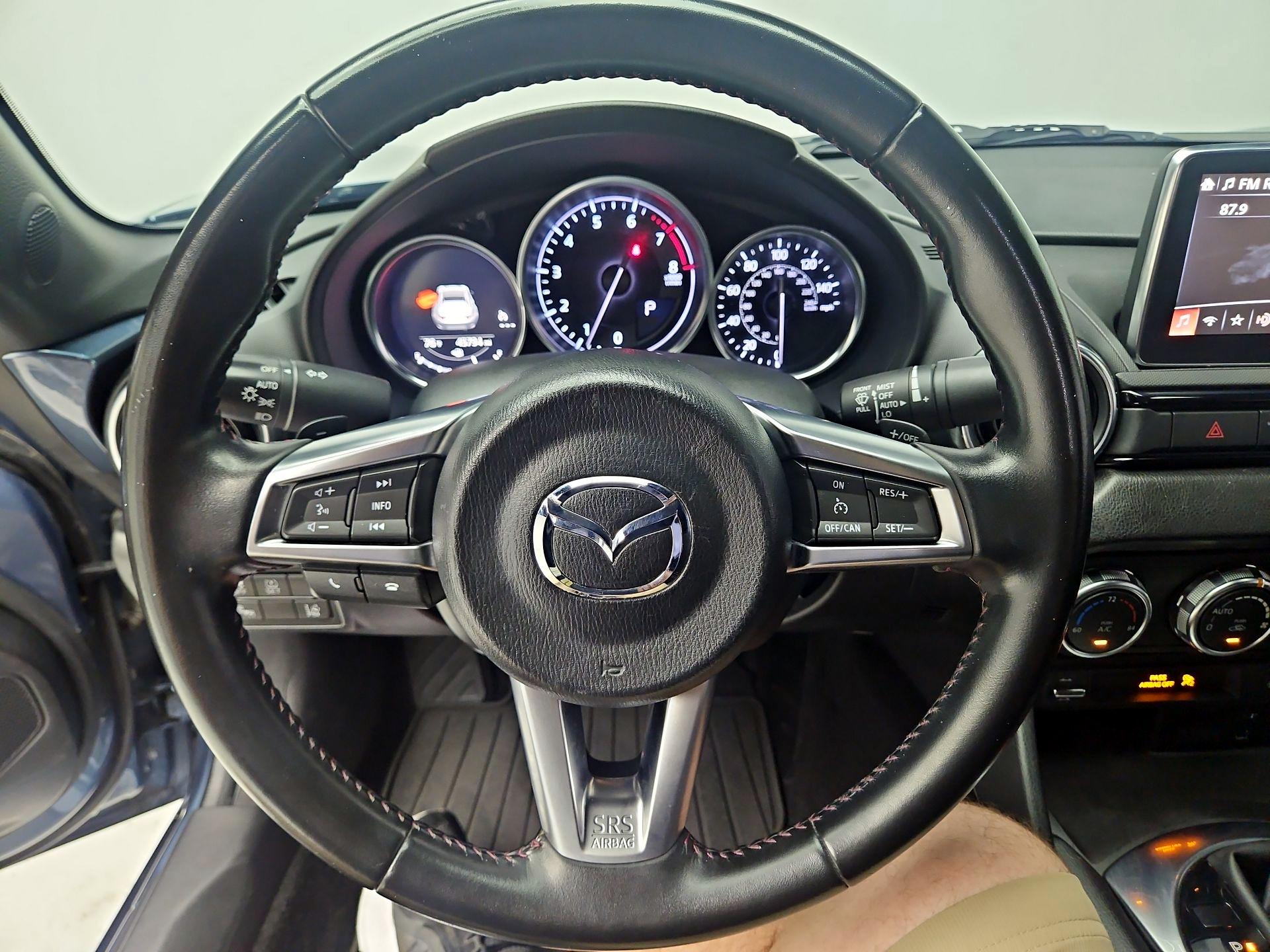 Thumbnail: 2017 Mazda MX-5 Miata - 10