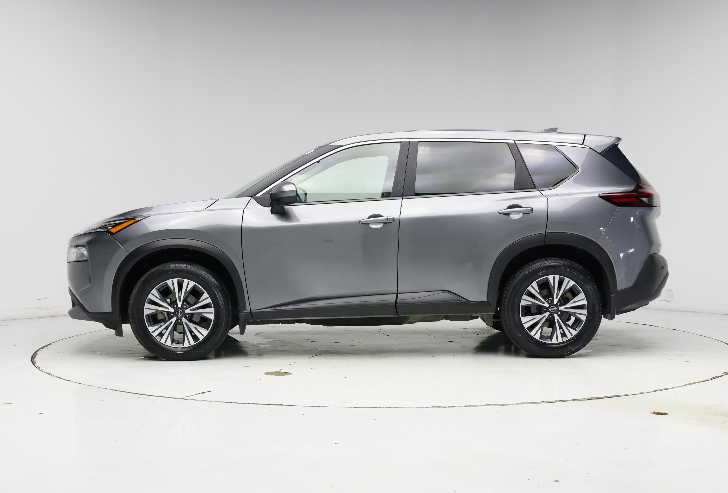 Thumbnail: 2023 Nissan Rogue - 3