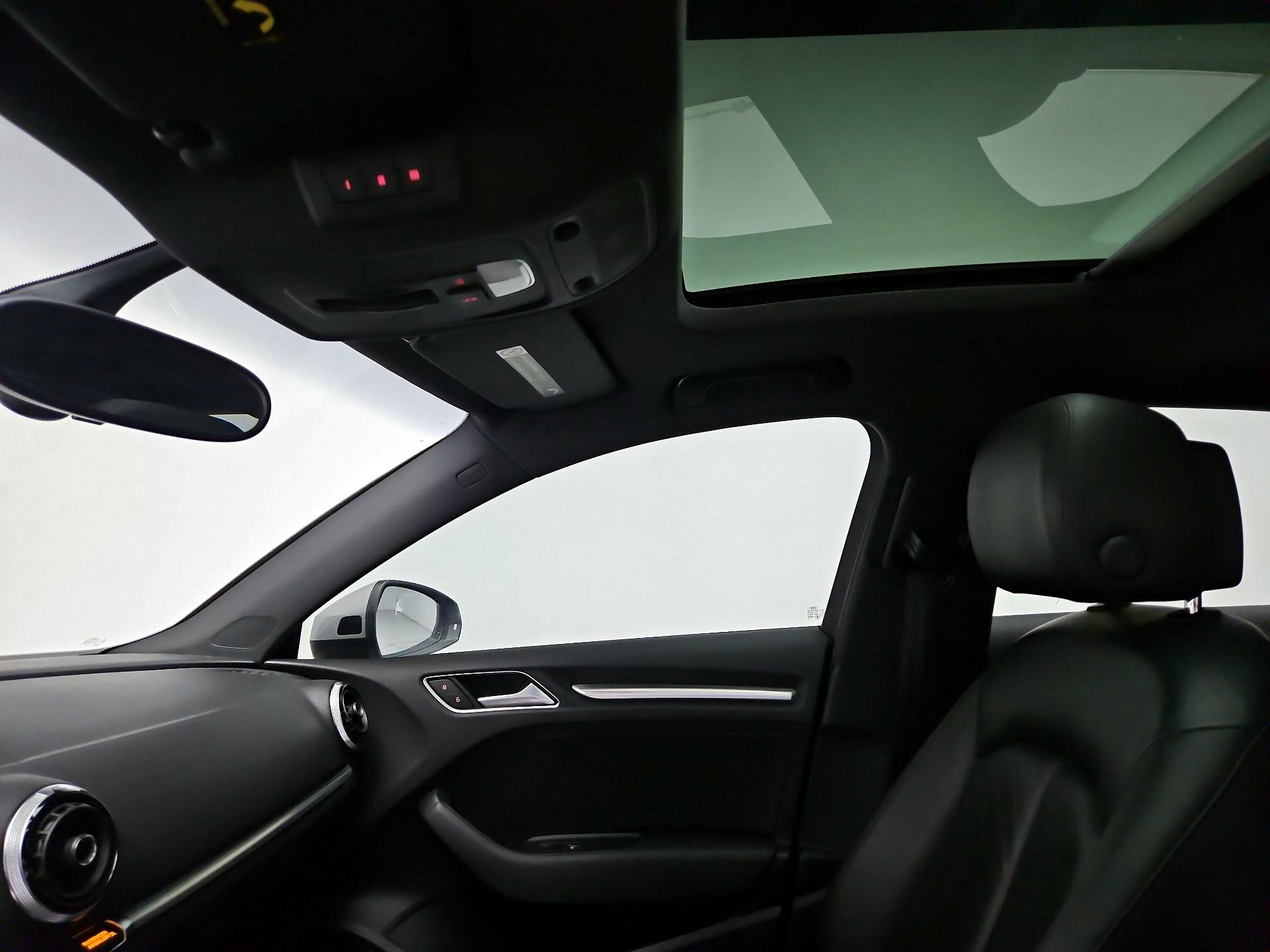 Thumbnail: 2015 Audi A3 - 18