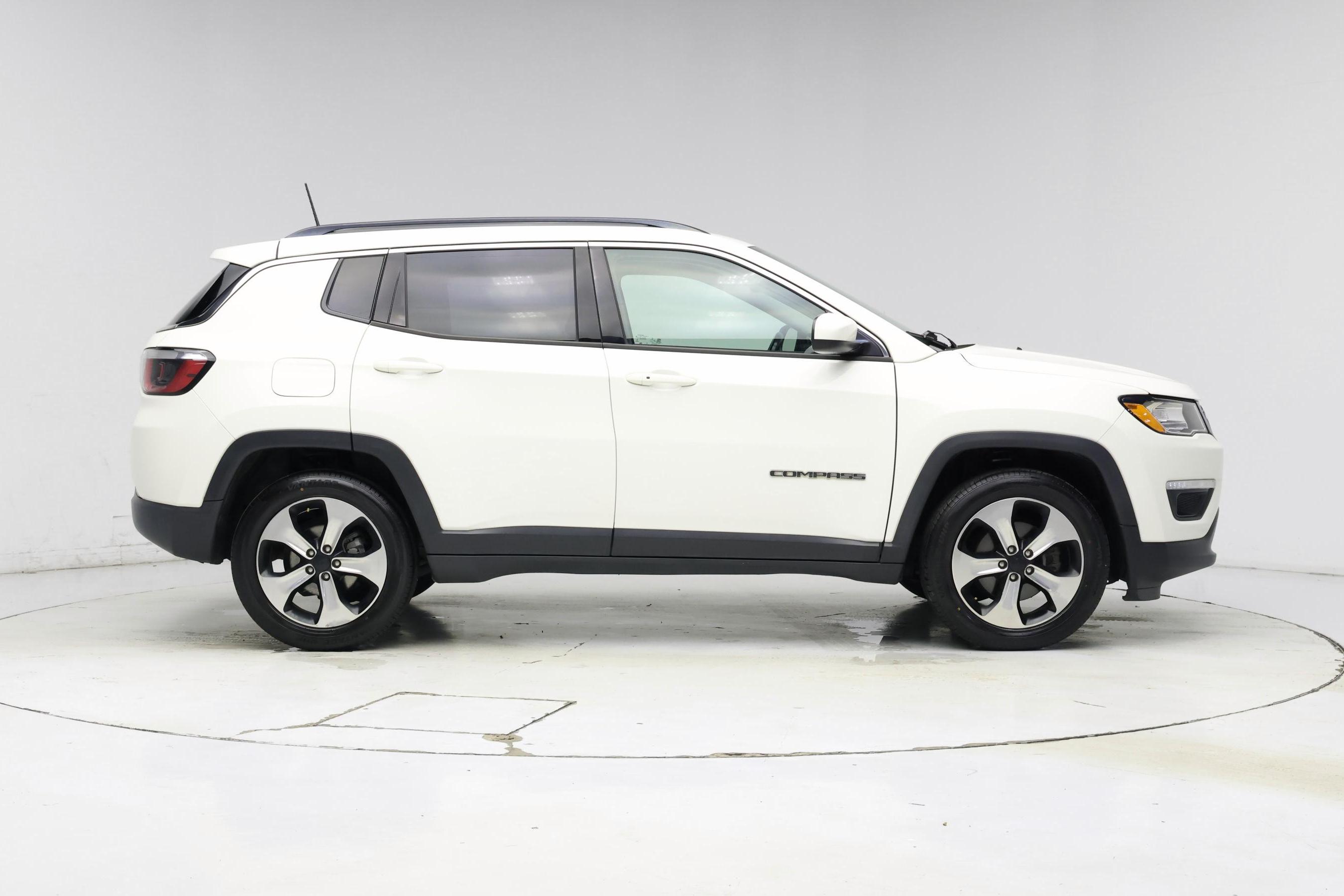 Thumbnail: 2018 Jeep Compass - 7