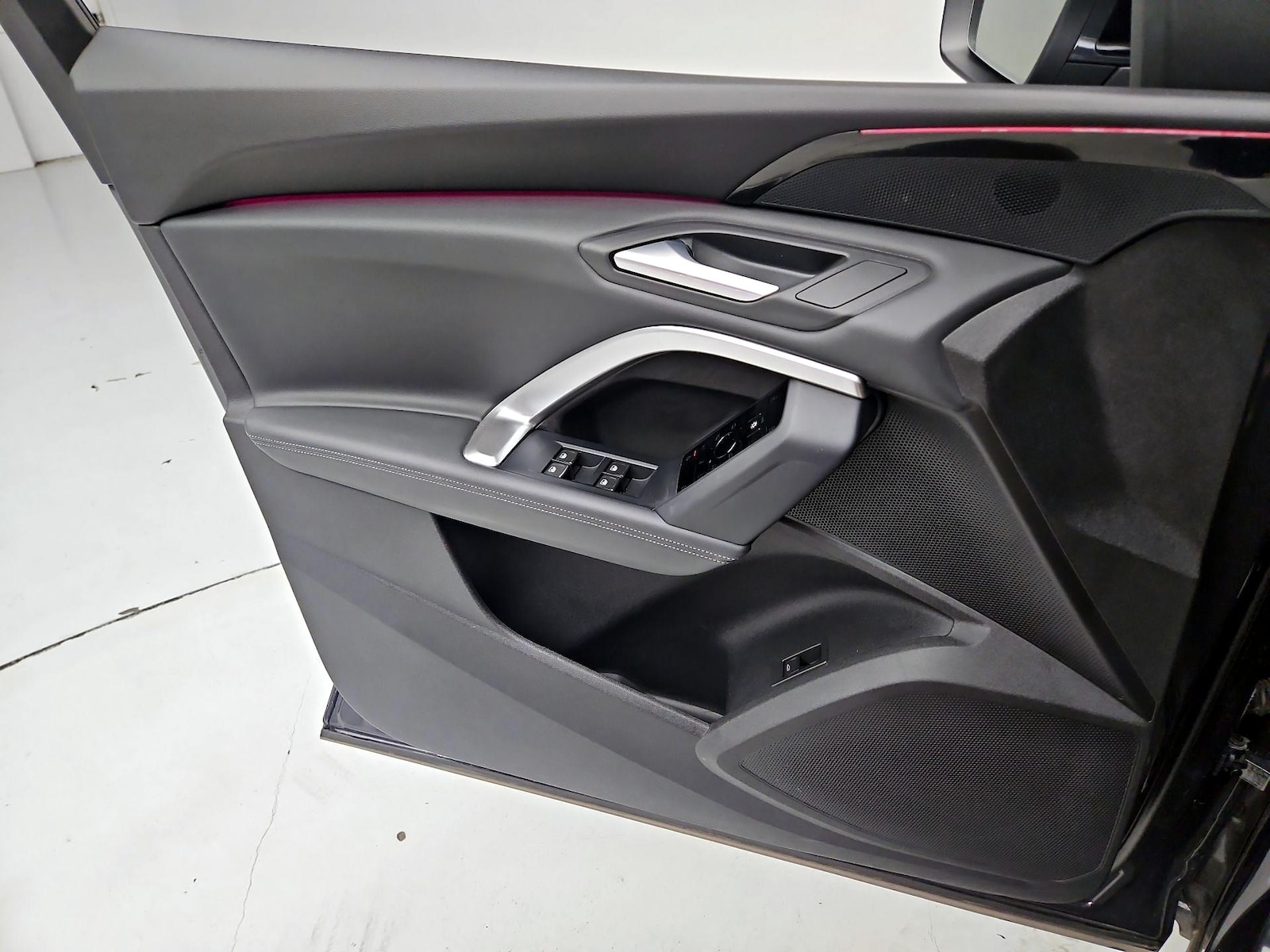 2025 Audi Q5 Premium - Photo 13