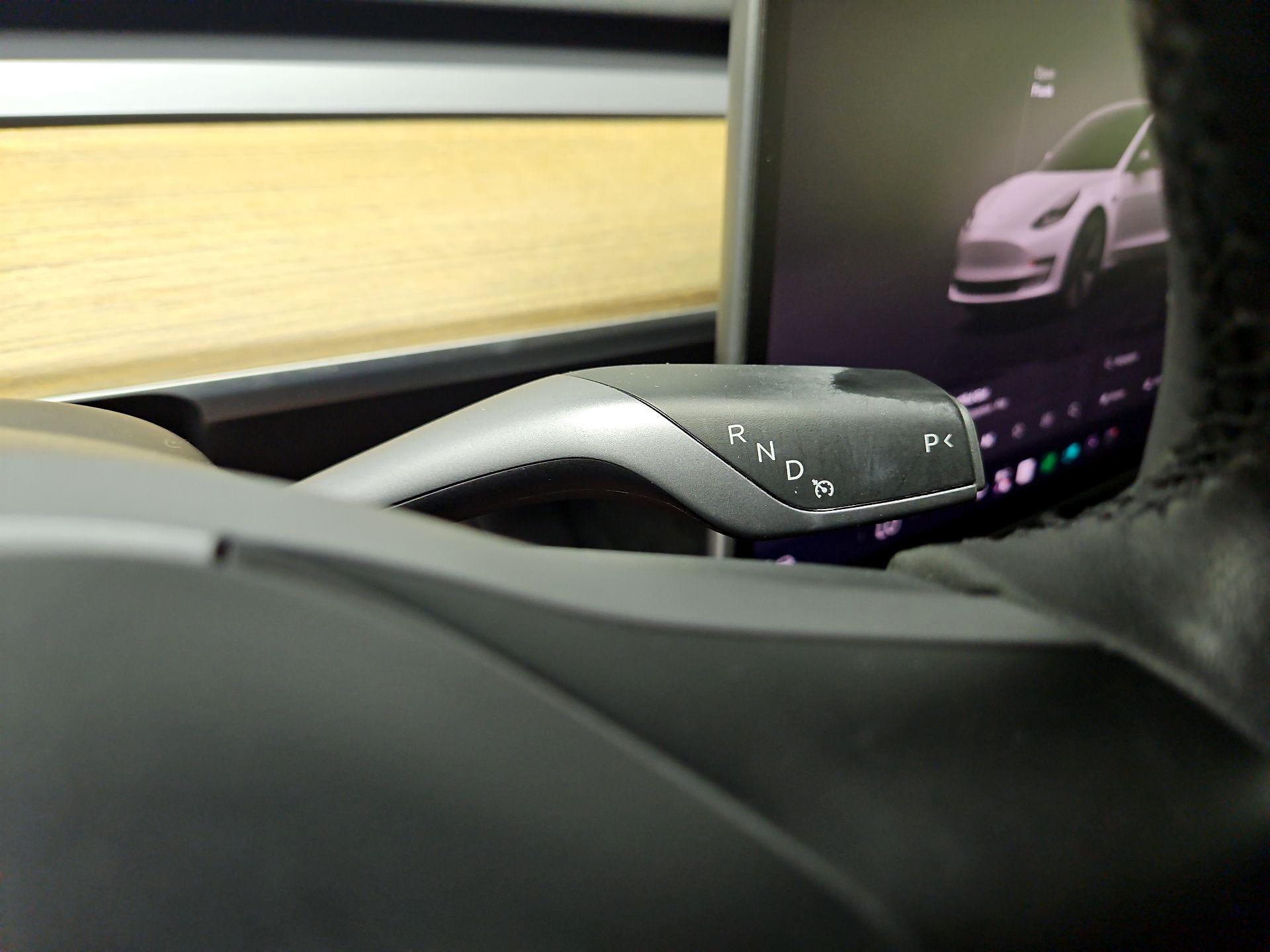 Thumbnail: 2023 Tesla Model 3 - 17