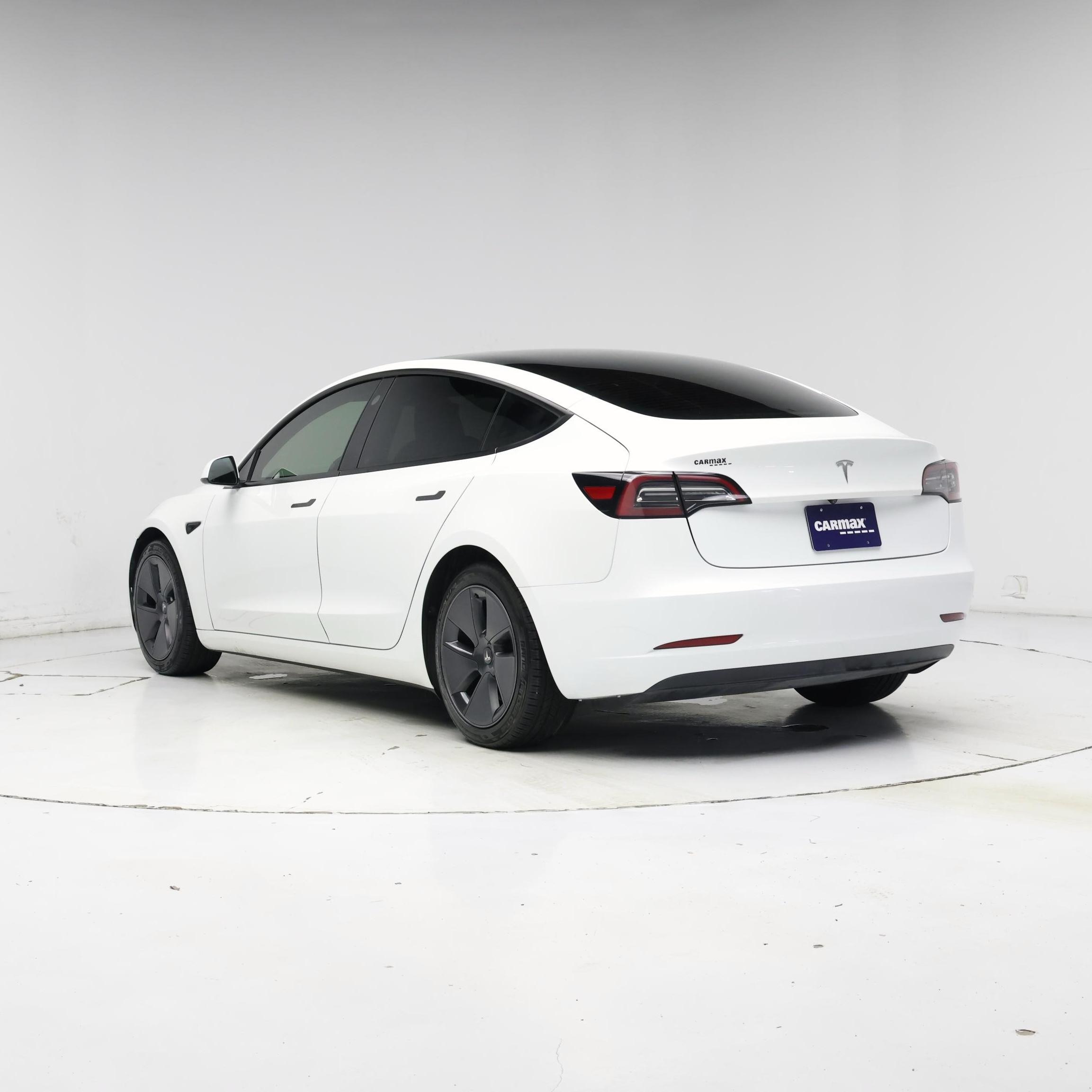 Thumbnail: 2023 Tesla Model 3 - 2