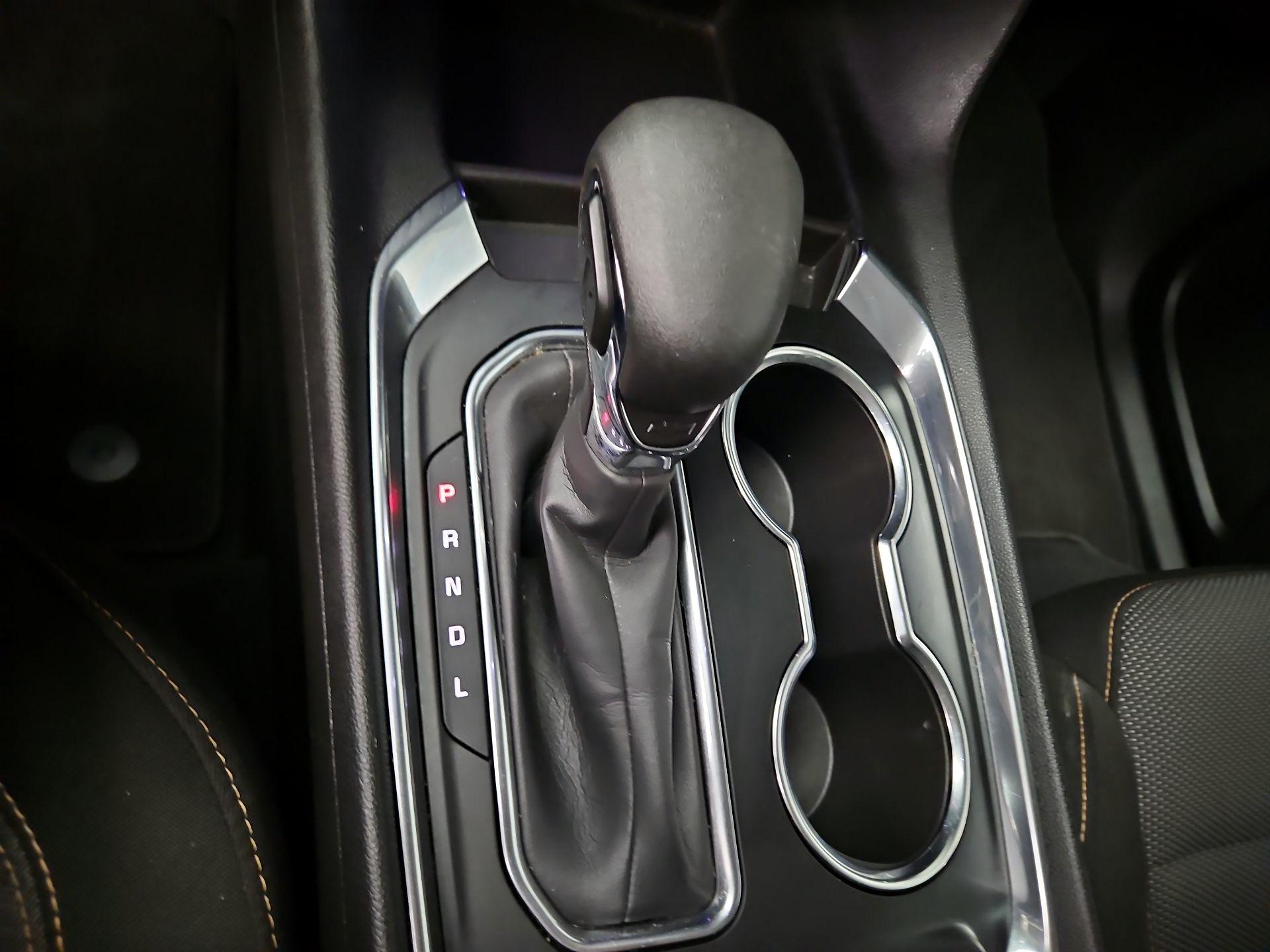 Thumbnail: 2021 Chevrolet Traverse - 17