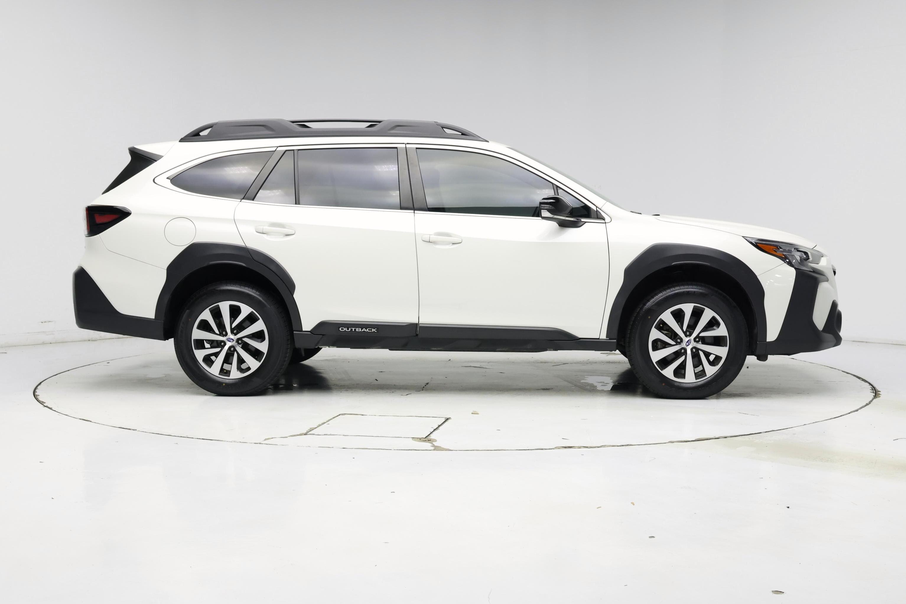 Thumbnail: 2023 Subaru Outback - 7