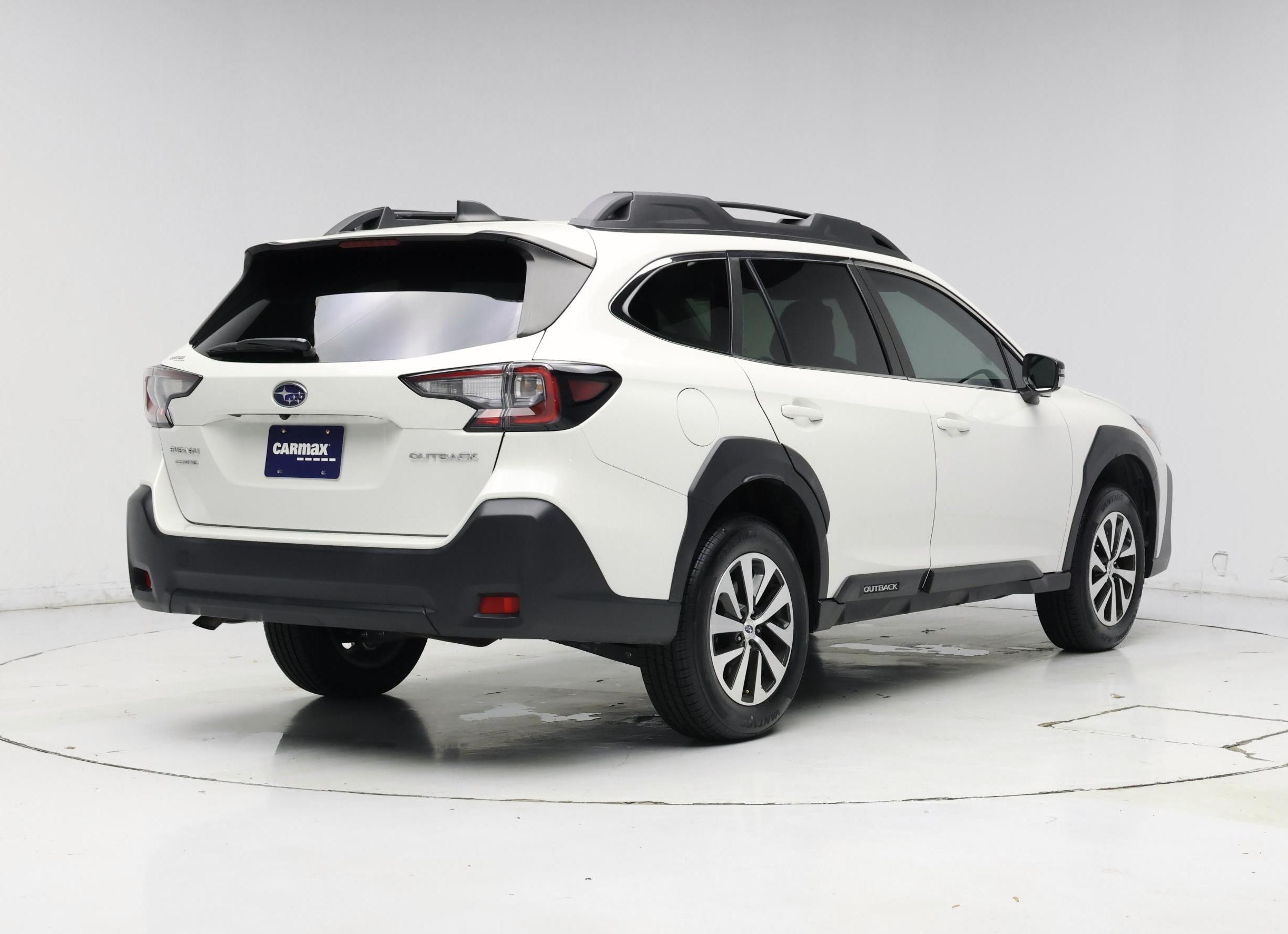 Thumbnail: 2023 Subaru Outback - 8
