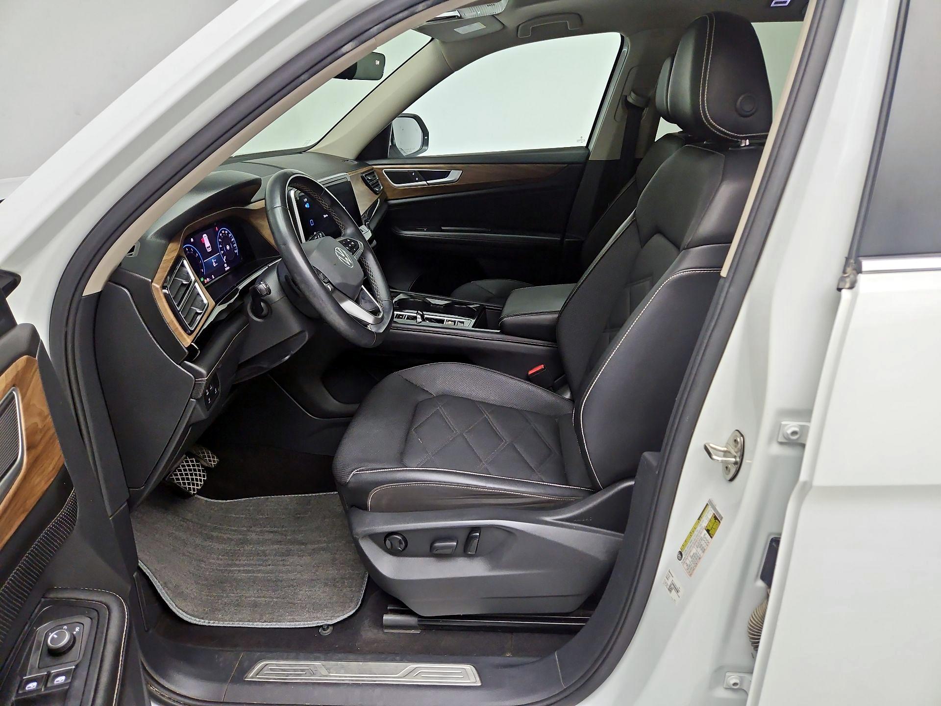 Thumbnail: 2024 Volkswagen Atlas - 11