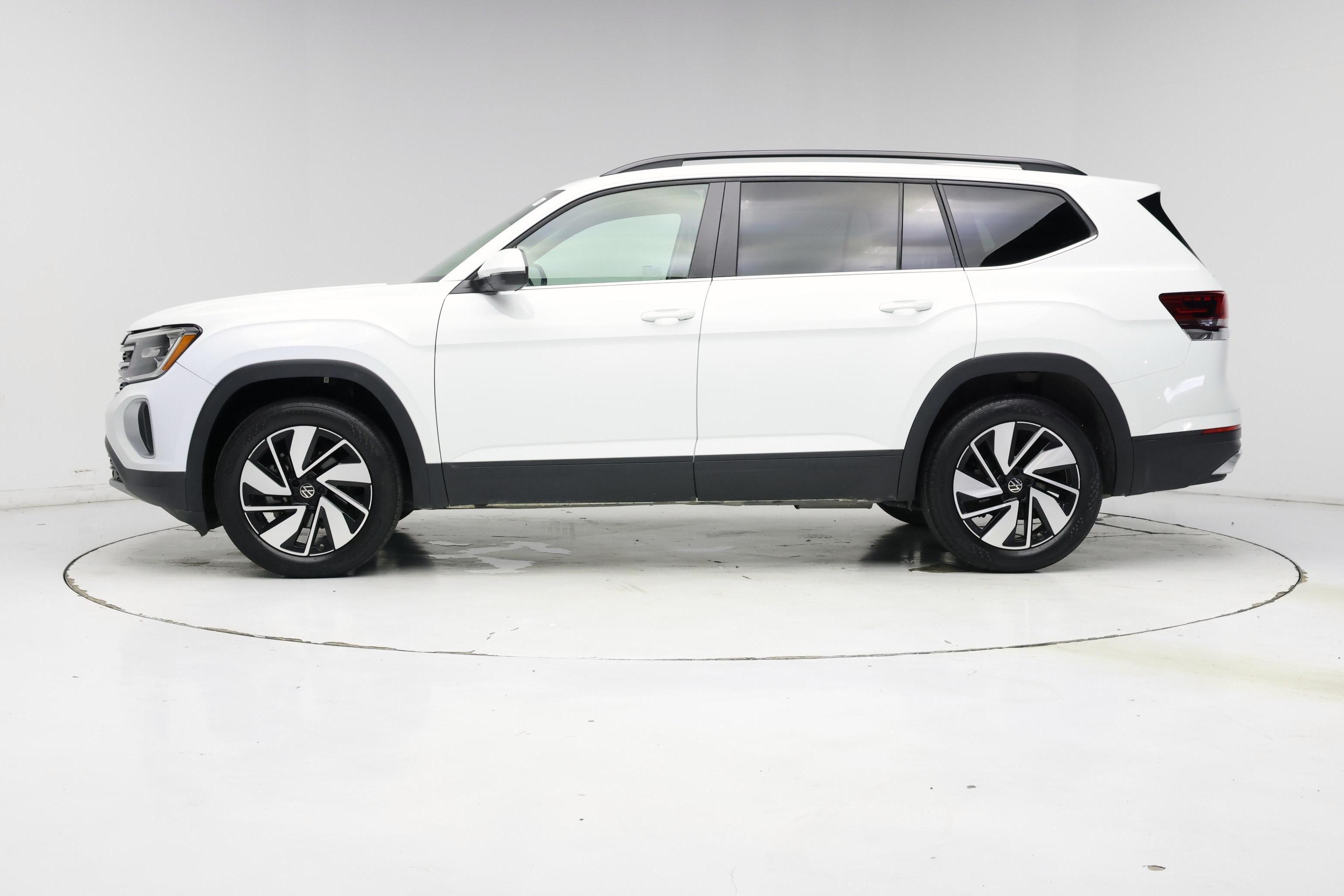 Thumbnail: 2024 Volkswagen Atlas - 3