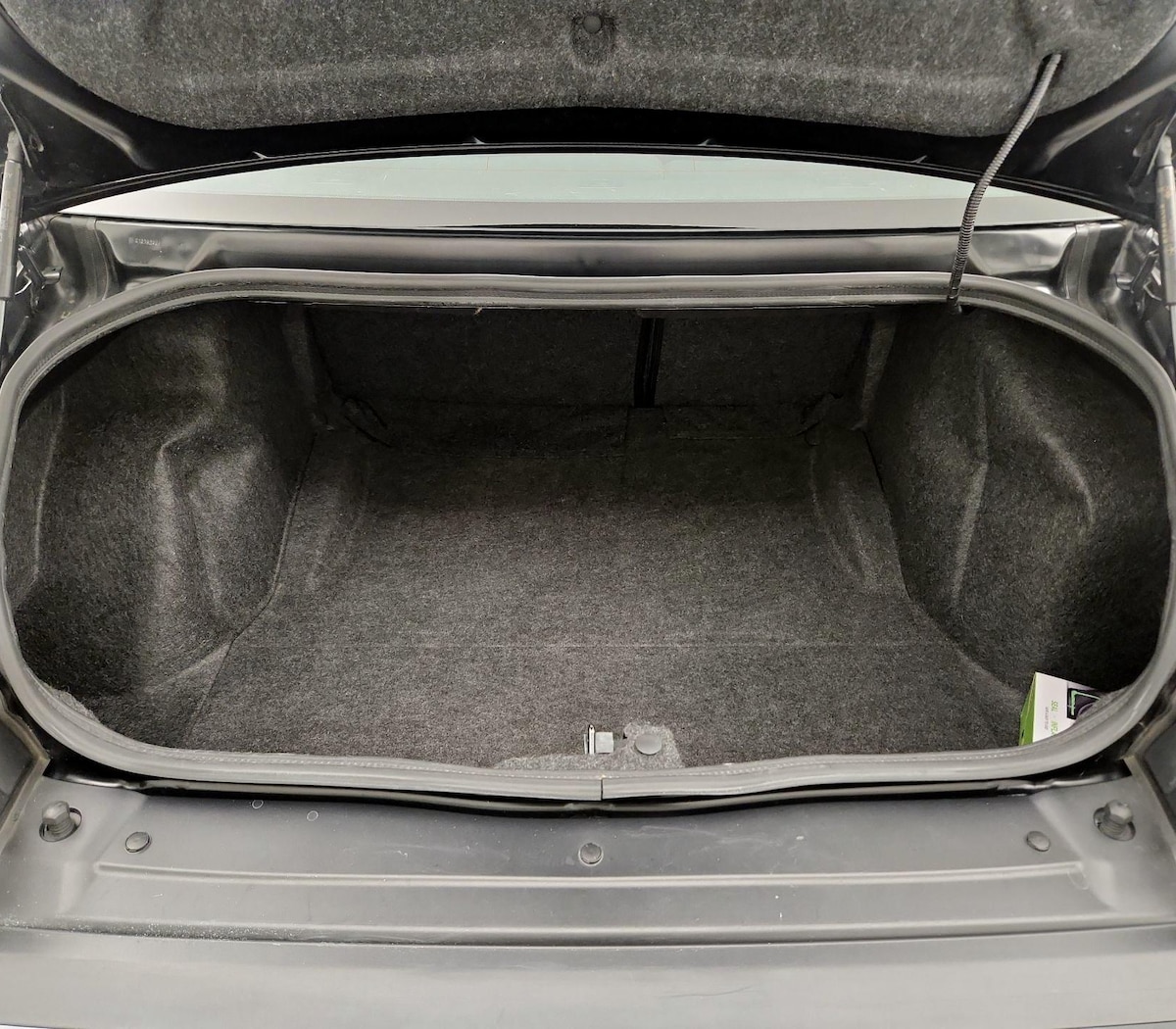 Trunk/Cargo (Seats Up)
