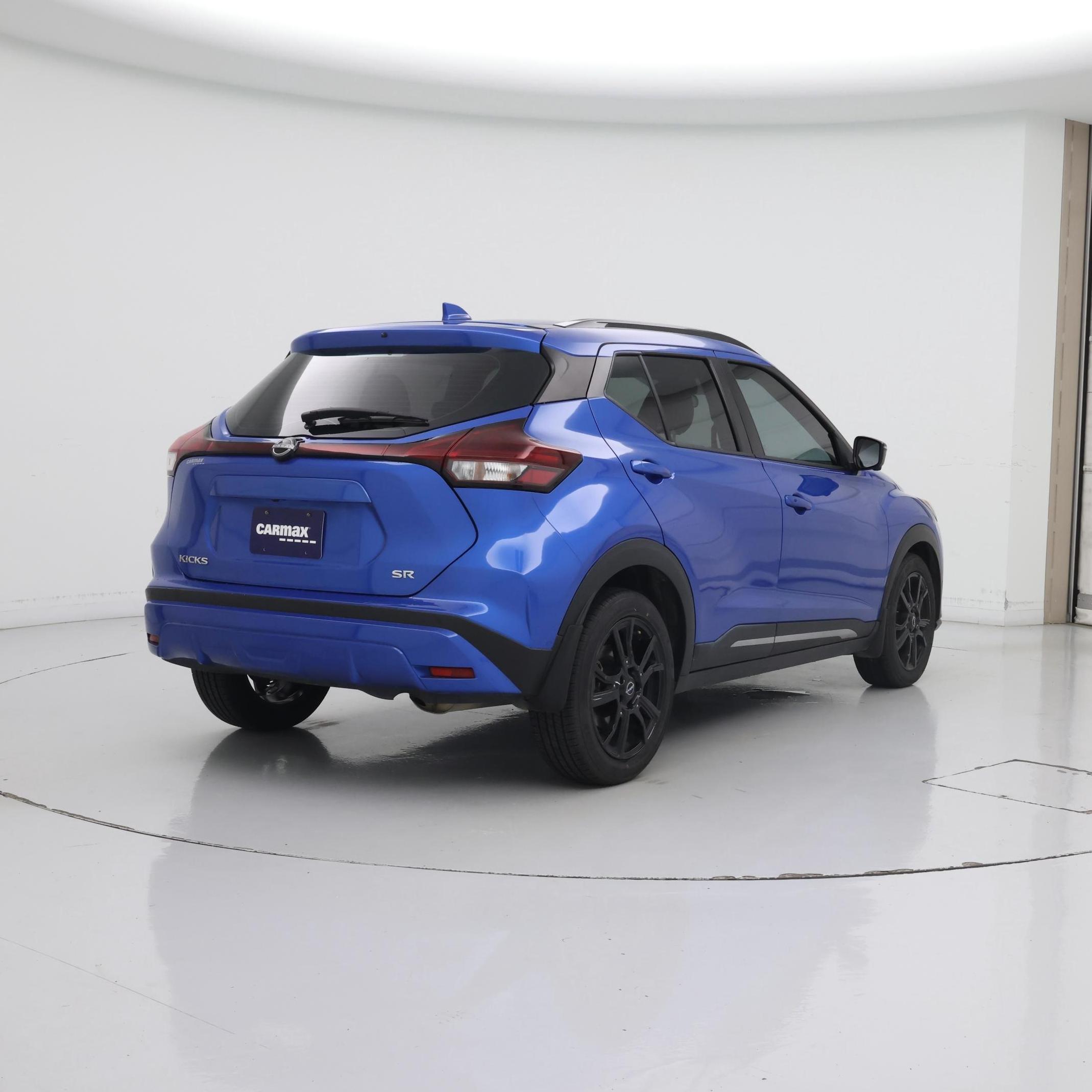 Thumbnail: 2023 Nissan Kicks - 8