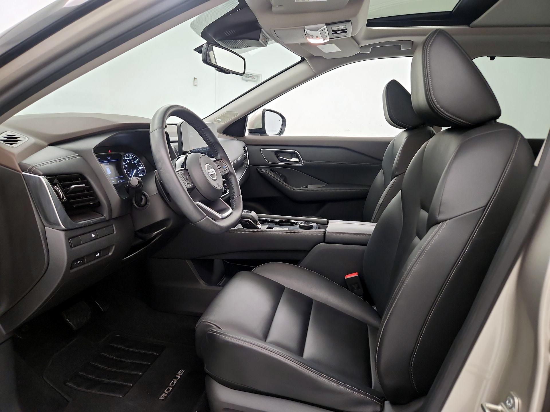 Thumbnail: 2021 Nissan Rogue - 11