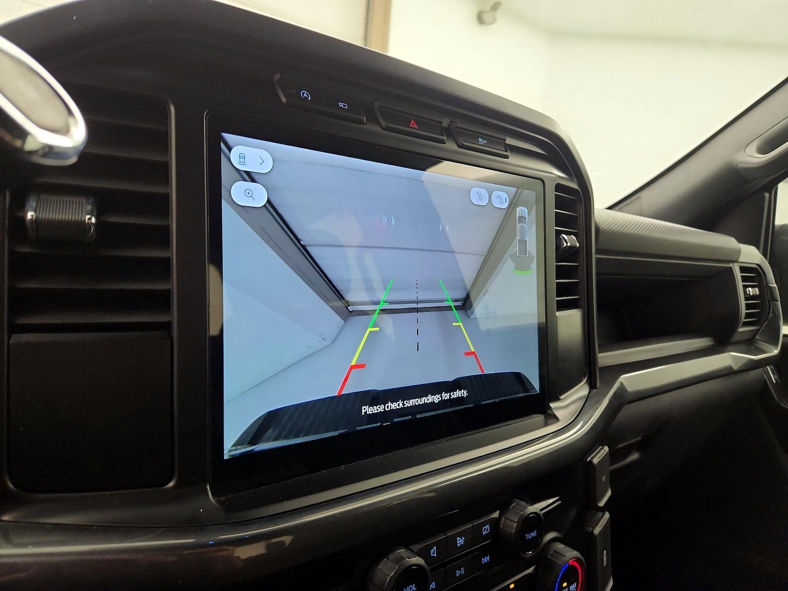 2024 Ford F-150 STX - Photo 16