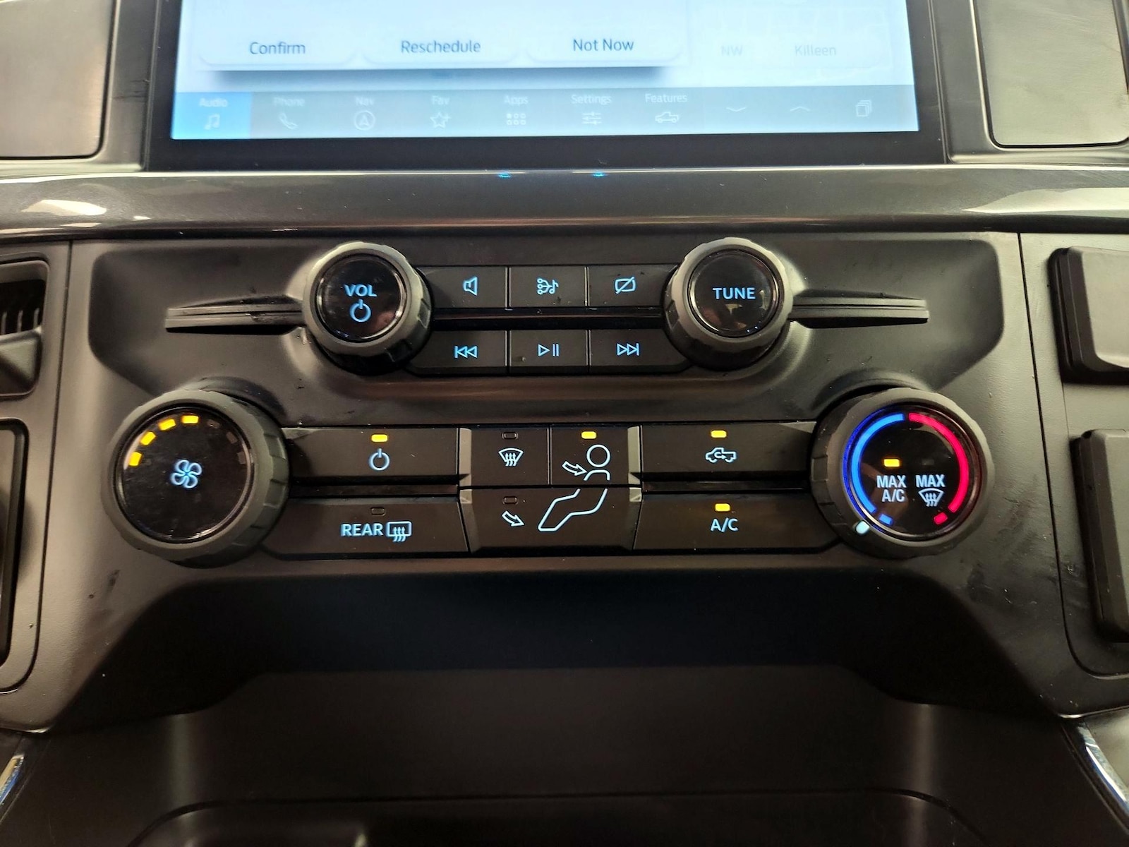 2024 Ford F-150 STX - Photo 18